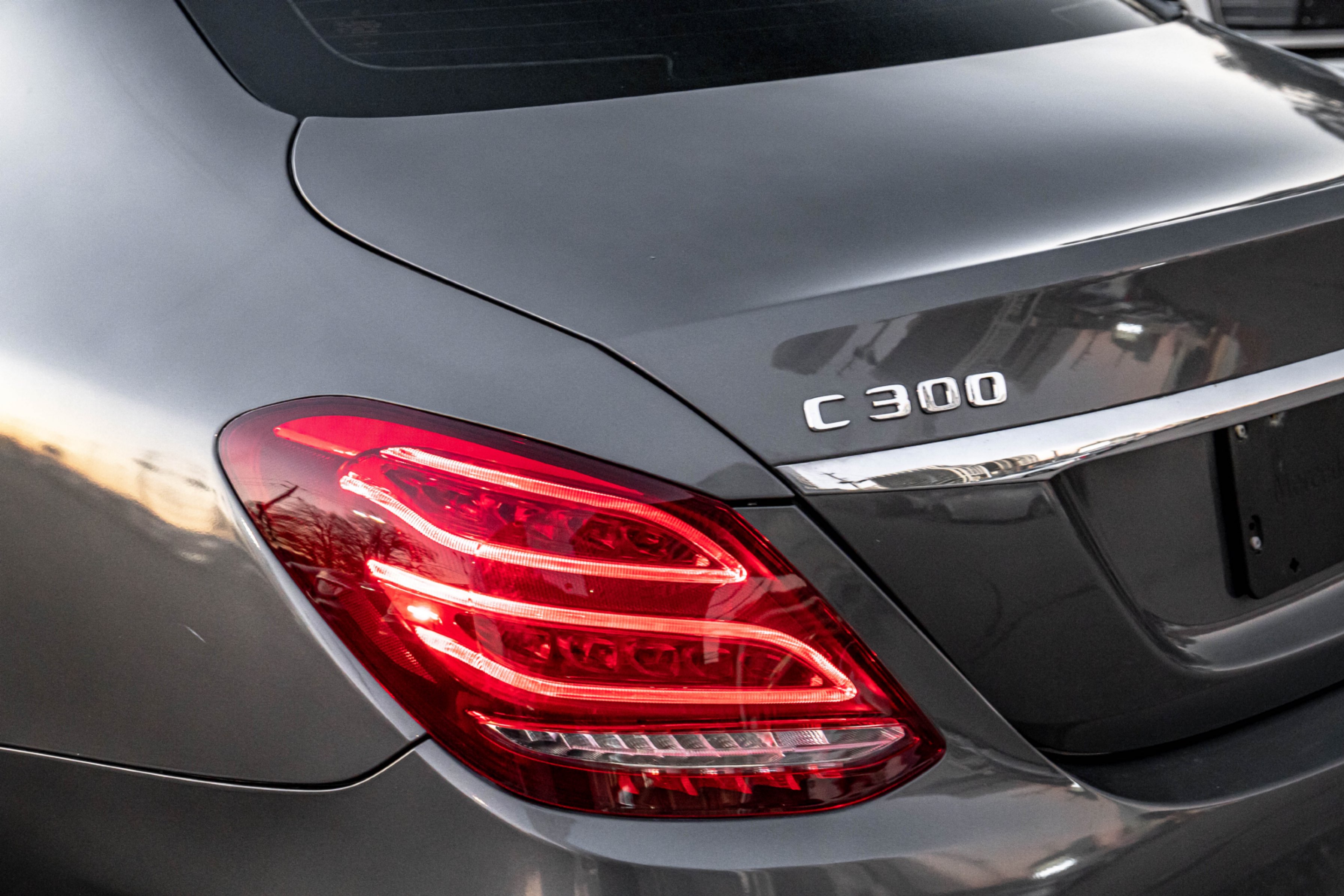 /ontarioqualitymotorsetobicoke/2017-Mercedes-Benz-C-Class-861896104383824.jpg