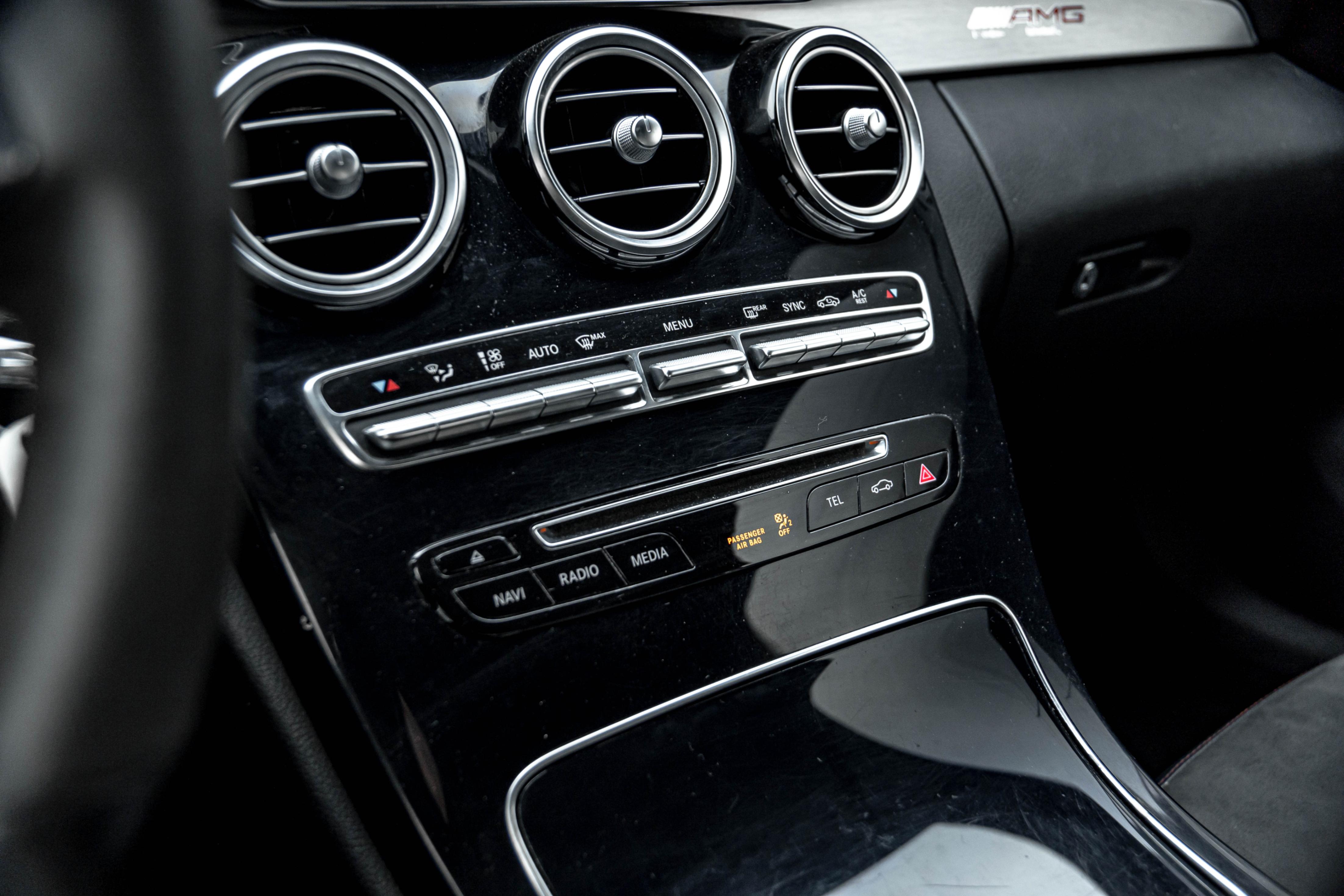 /ontarioqualitymotorsetobicoke/2017-Mercedes-Benz-C43AMG-39441949271583665.jpg