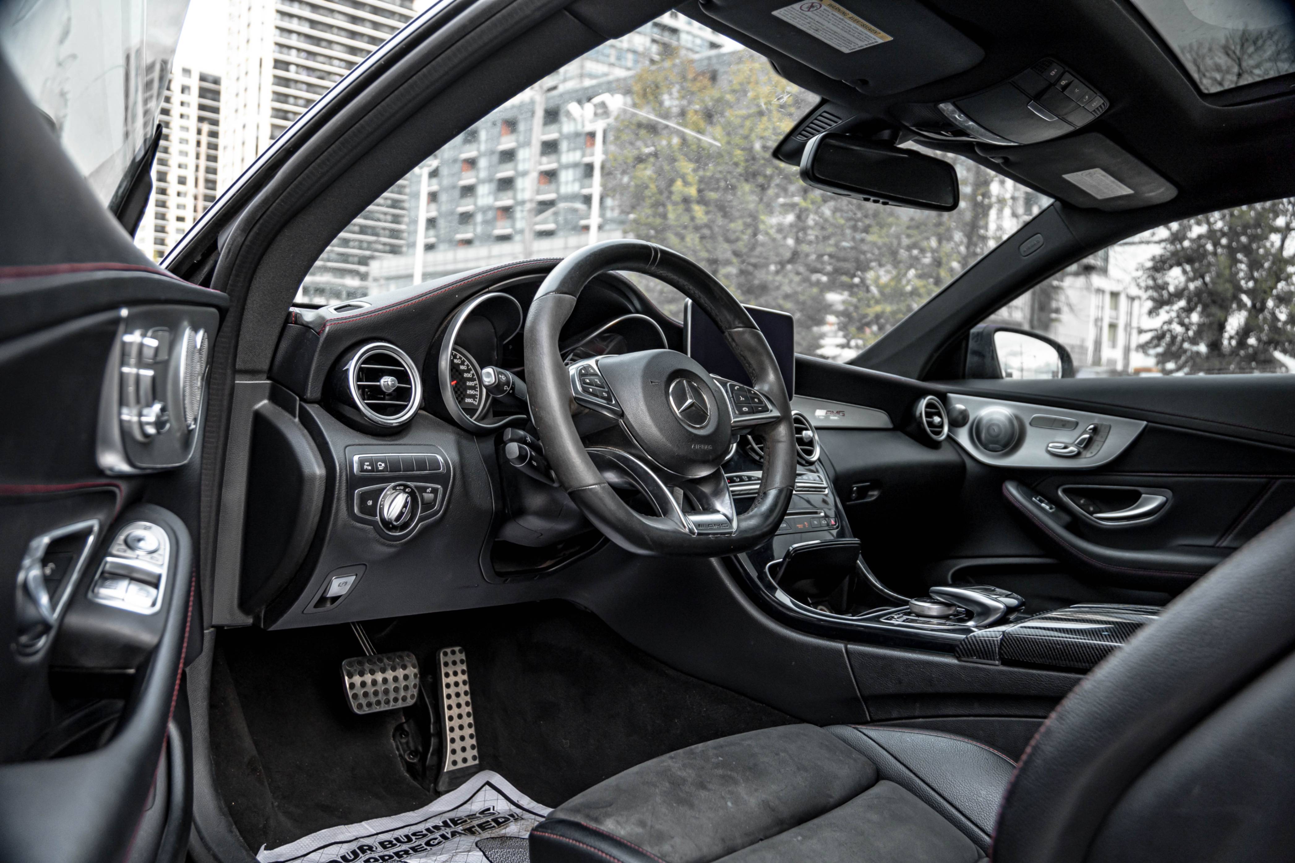 /ontarioqualitymotorsetobicoke/2017-Mercedes-Benz-C43AMG-9683802314240055.jpg
