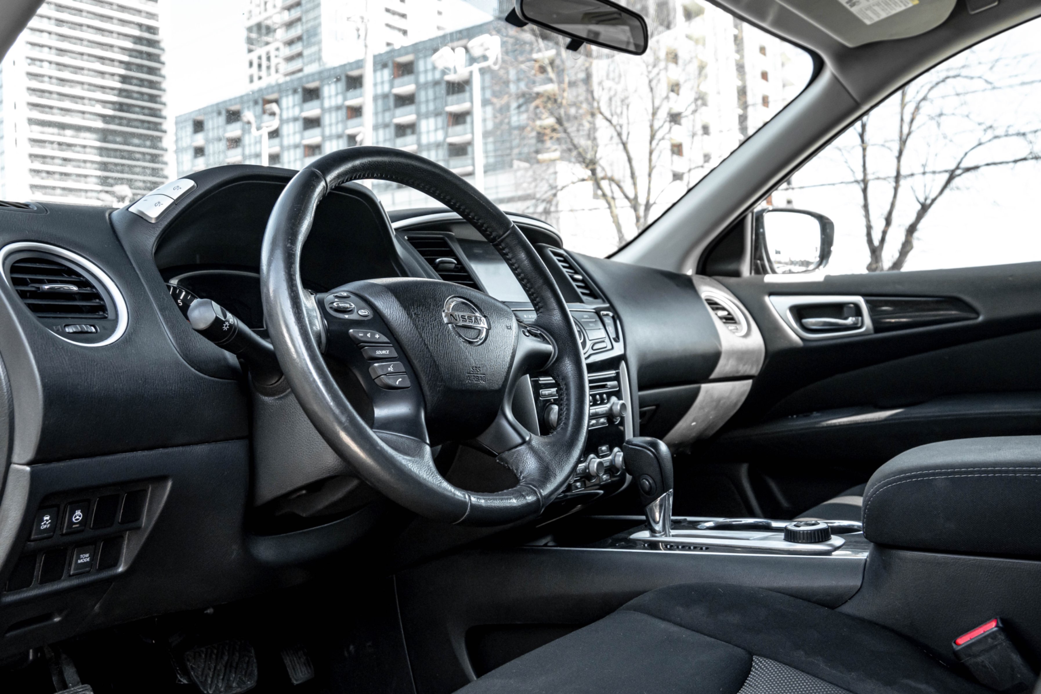 /ontarioqualitymotorsetobicoke/2017-Nissan-Pathfinder-8803227003760306.jpg