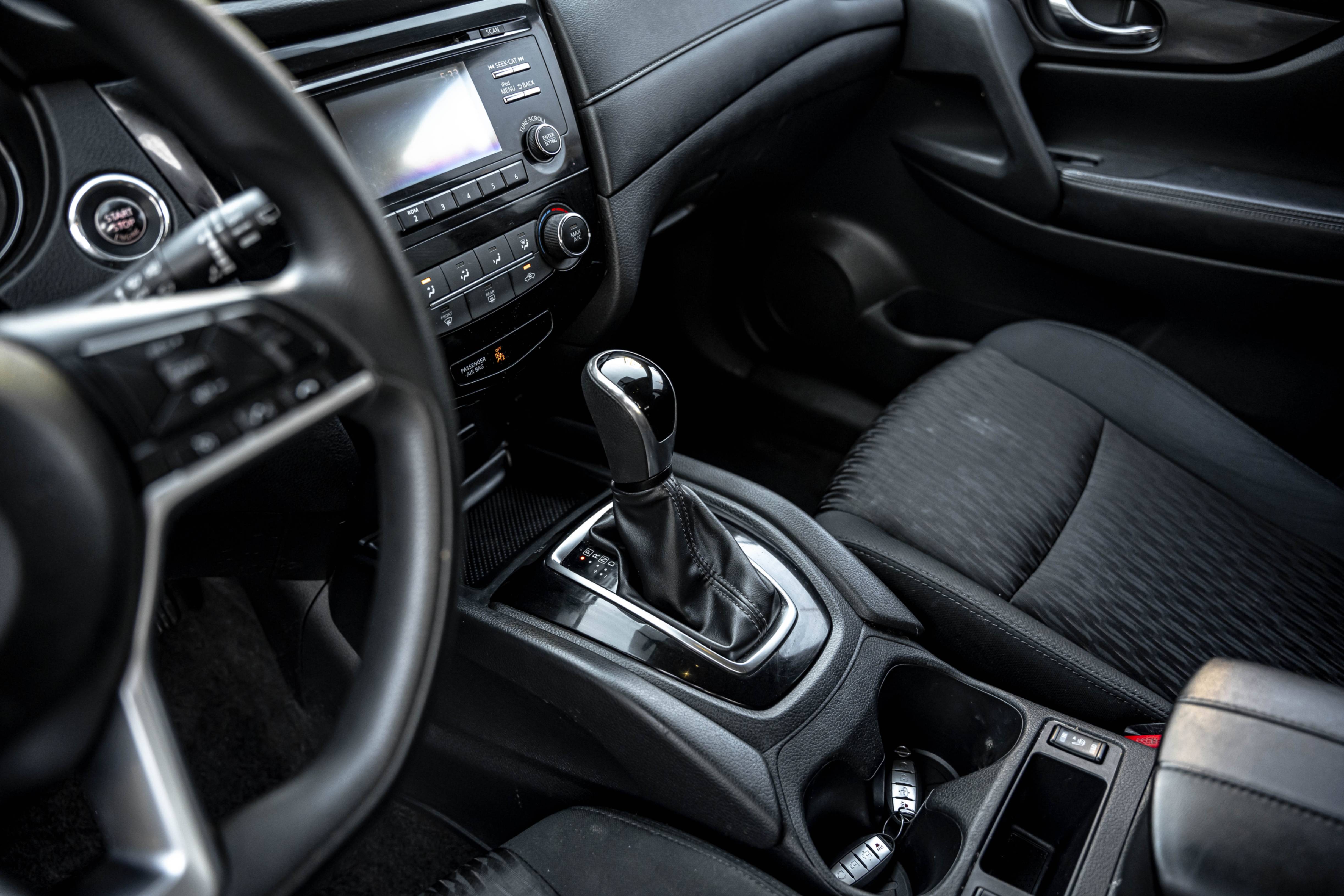 /ontarioqualitymotorsetobicoke/2017-Nissan-Rogue-5770149930049691.jpg