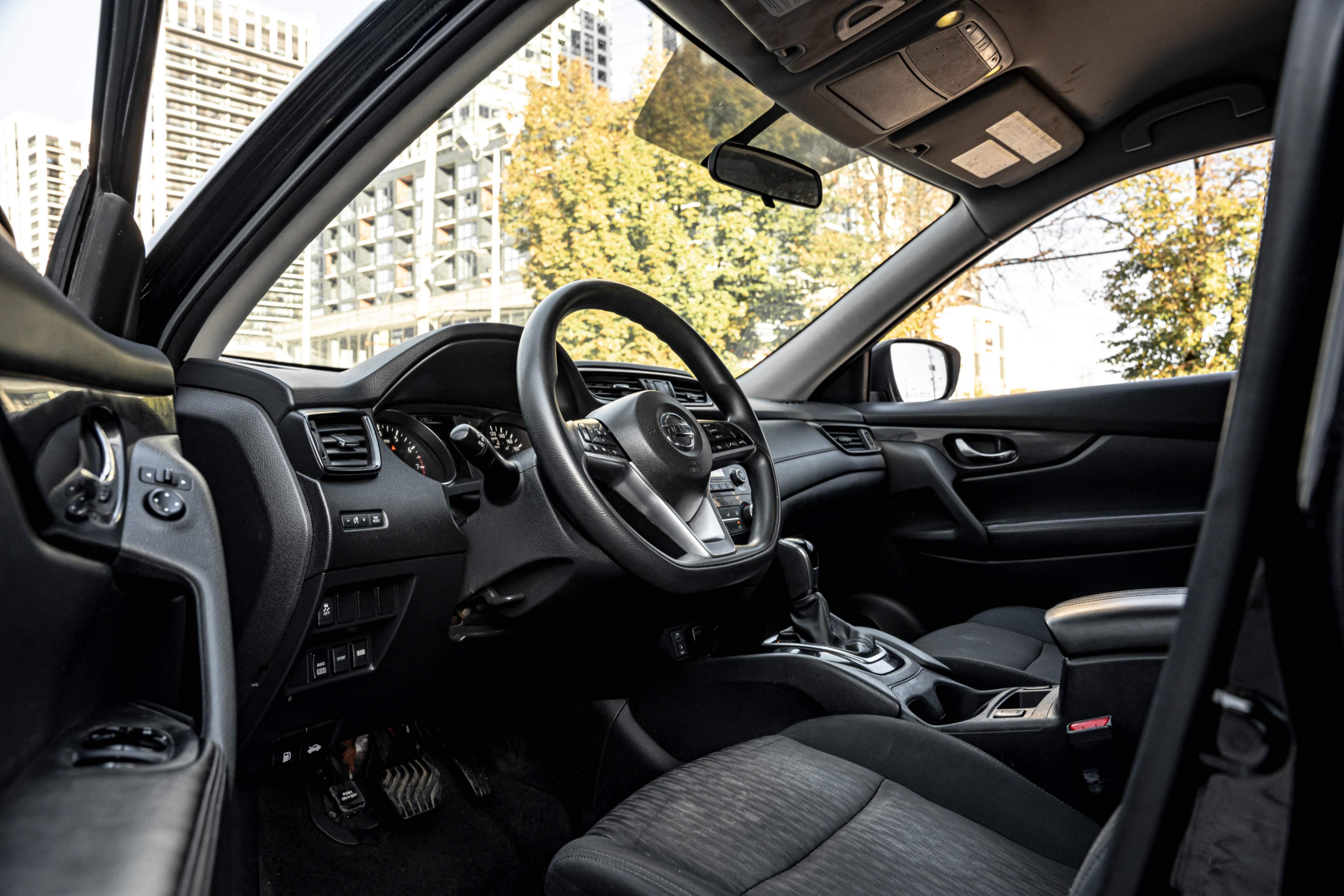 /ontarioqualitymotorsetobicoke/2017-Nissan-Rogue-5846048373289257.jpg