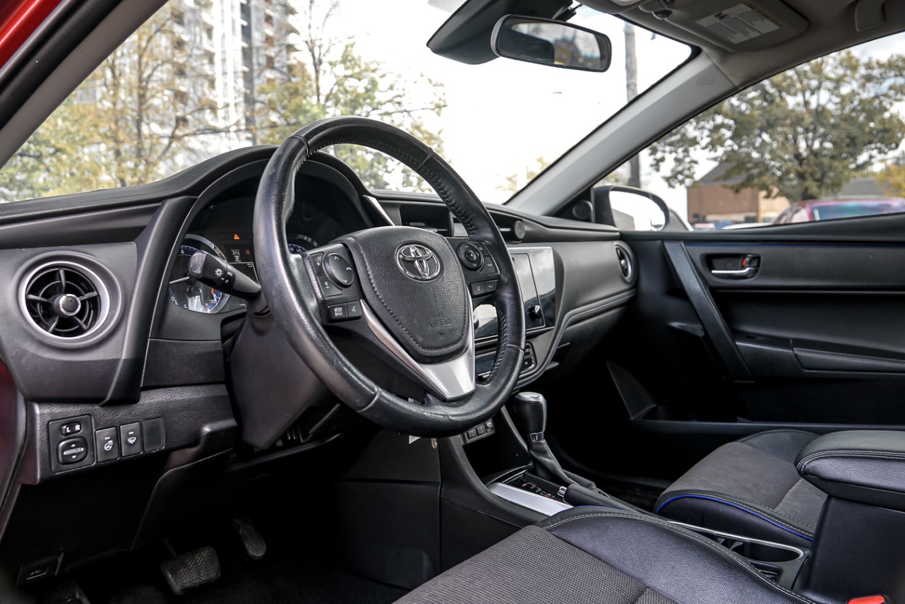 /ontarioqualitymotorsetobicoke/2017-Toyota-Corolla-21601709138645497.jpg
