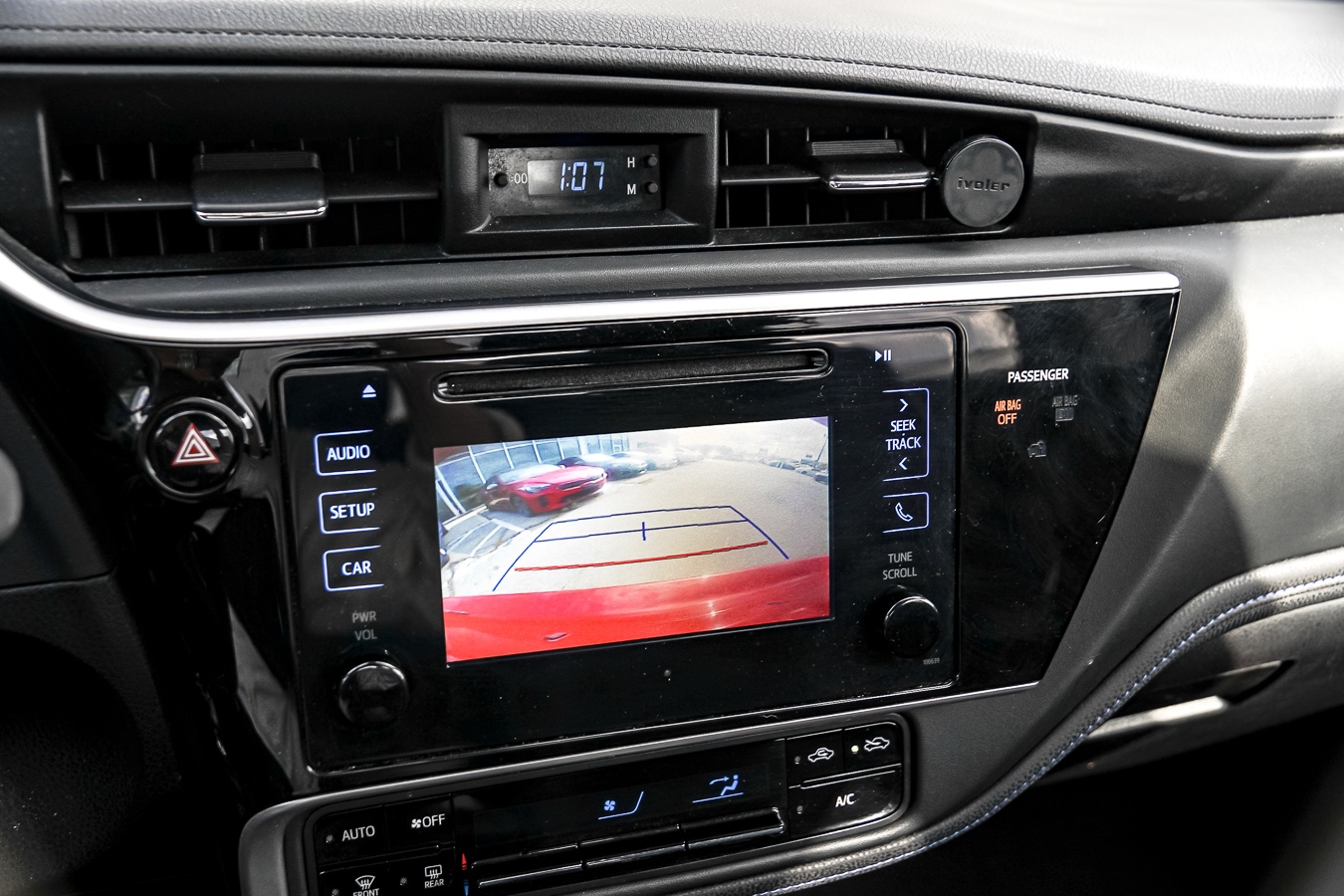 /ontarioqualitymotorsetobicoke/2017-Toyota-Corolla-3930398179888157.jpg