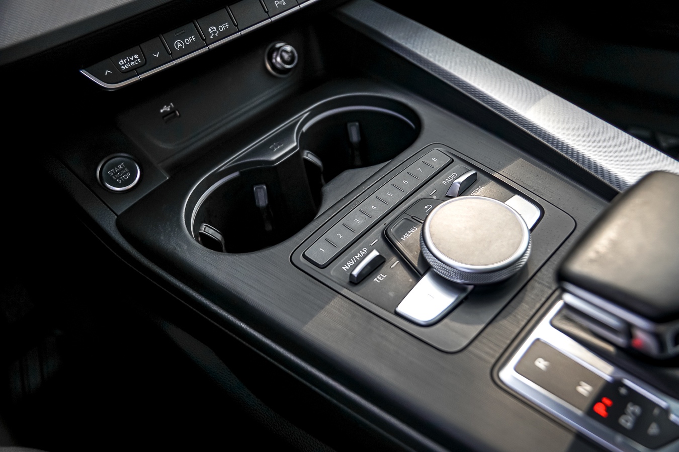 /ontarioqualitymotorsetobicoke/2018-Audi-A4-2597073947359694.jpg
