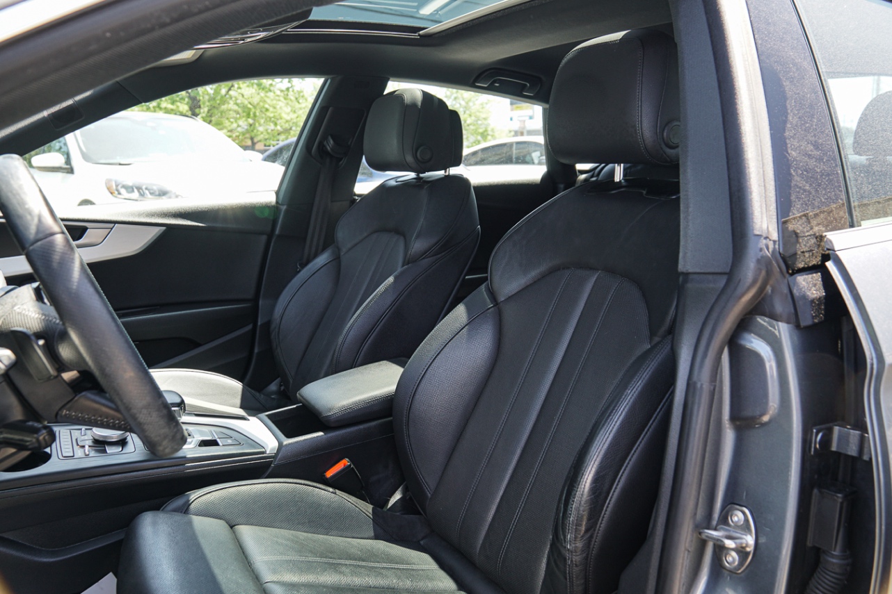 /ontarioqualitymotorsetobicoke/2018-Audi-A5Sportback-07673460504030749.jpg