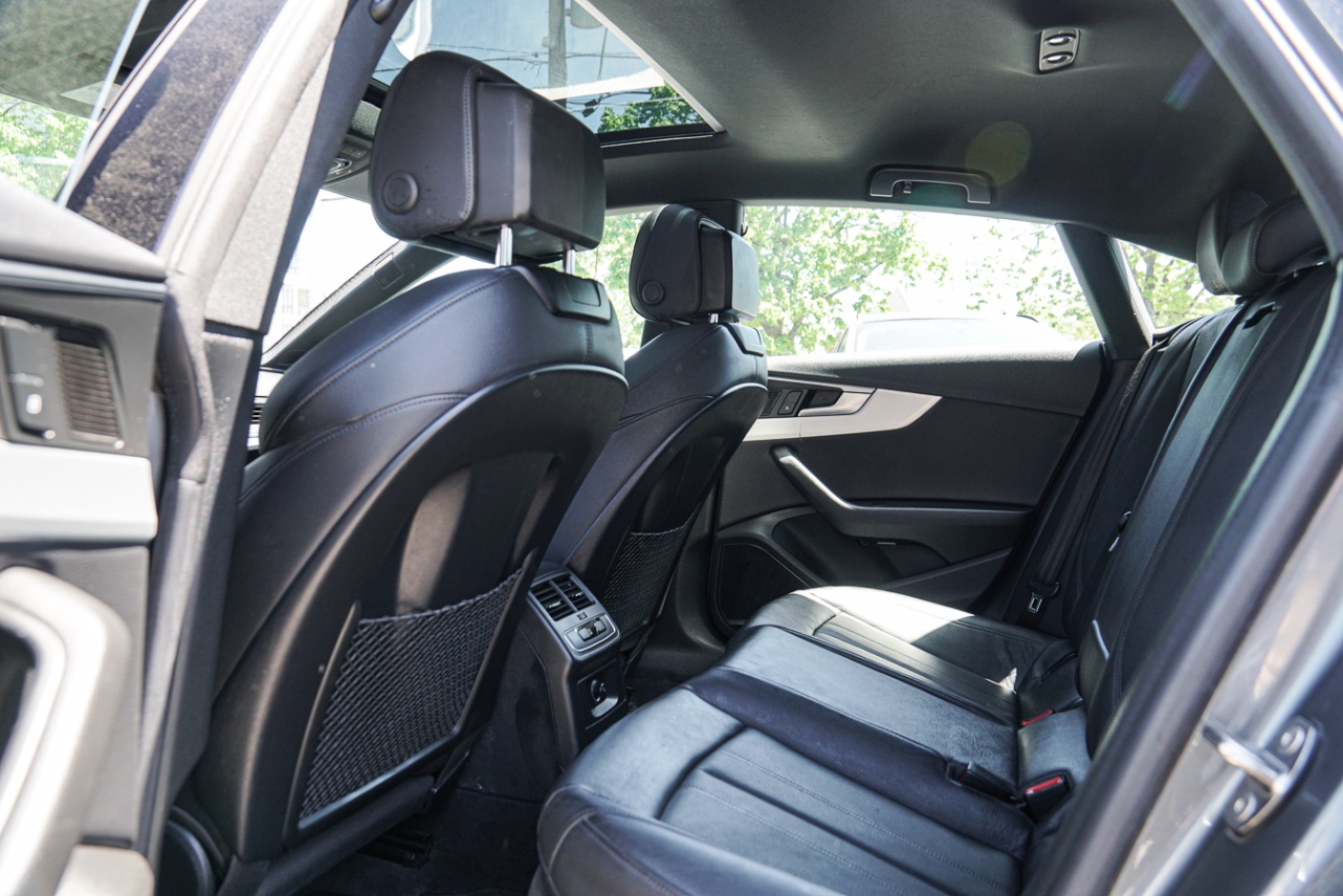 /ontarioqualitymotorsetobicoke/2018-Audi-A5Sportback-1236660211007039.jpg