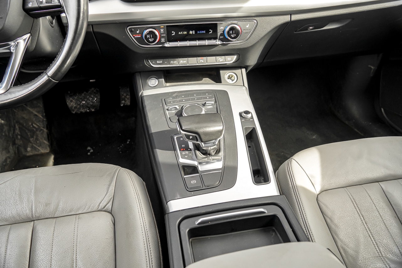 /ontarioqualitymotorsetobicoke/2018-Audi-Q5-49835261444550016.jpg