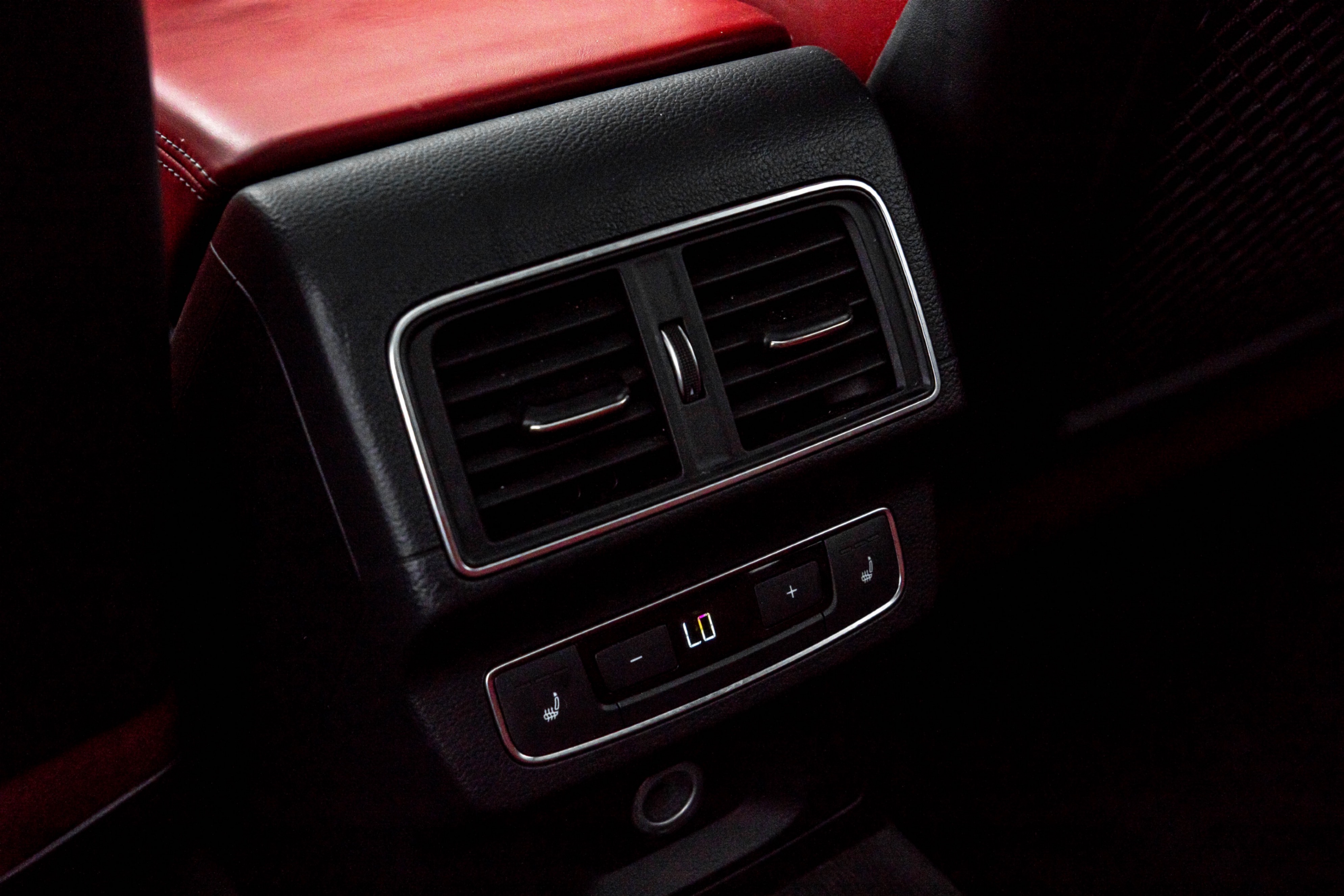 /ontarioqualitymotorsetobicoke/2018-Audi-SQ5-4050048622539648.jpg