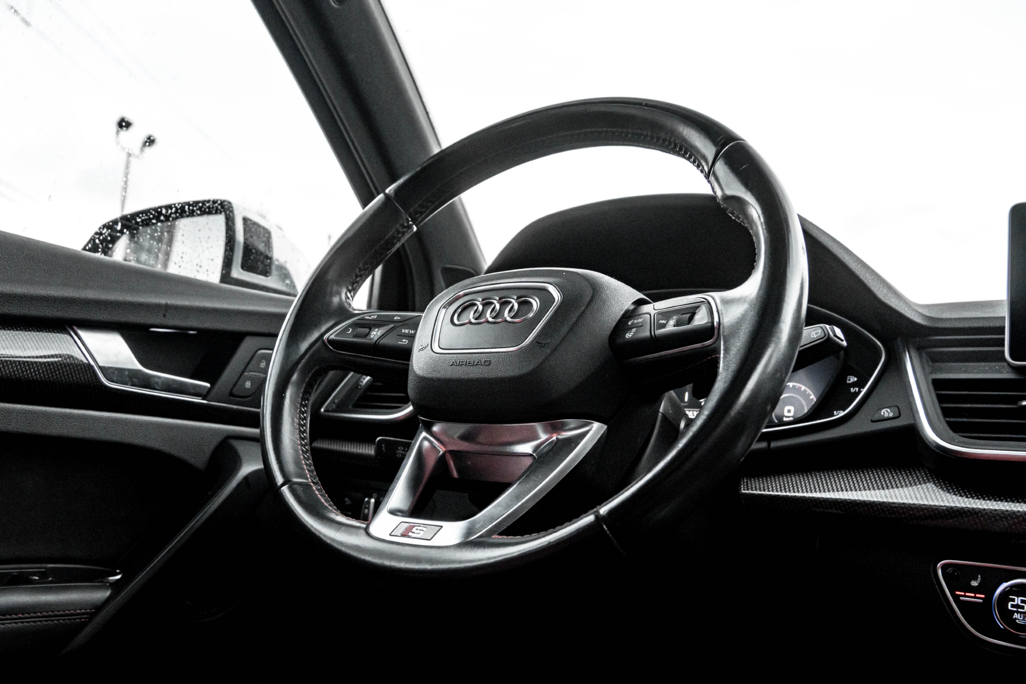 /ontarioqualitymotorsetobicoke/2018-Audi-SQ5-4675222894649378.jpg