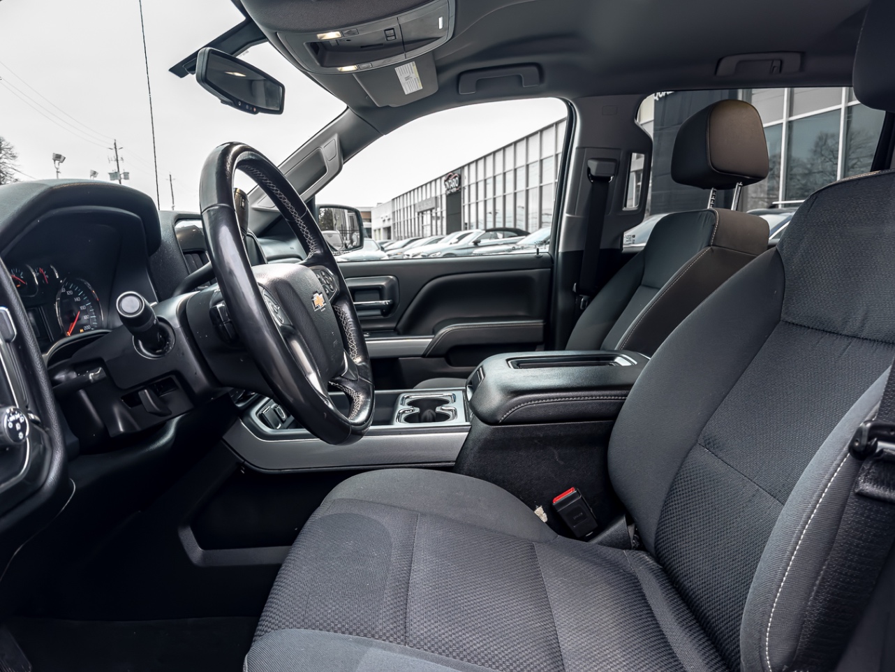 /ontarioqualitymotorsetobicoke/2018-Chevrolet-Silverado1500-11561639167591475.jpg