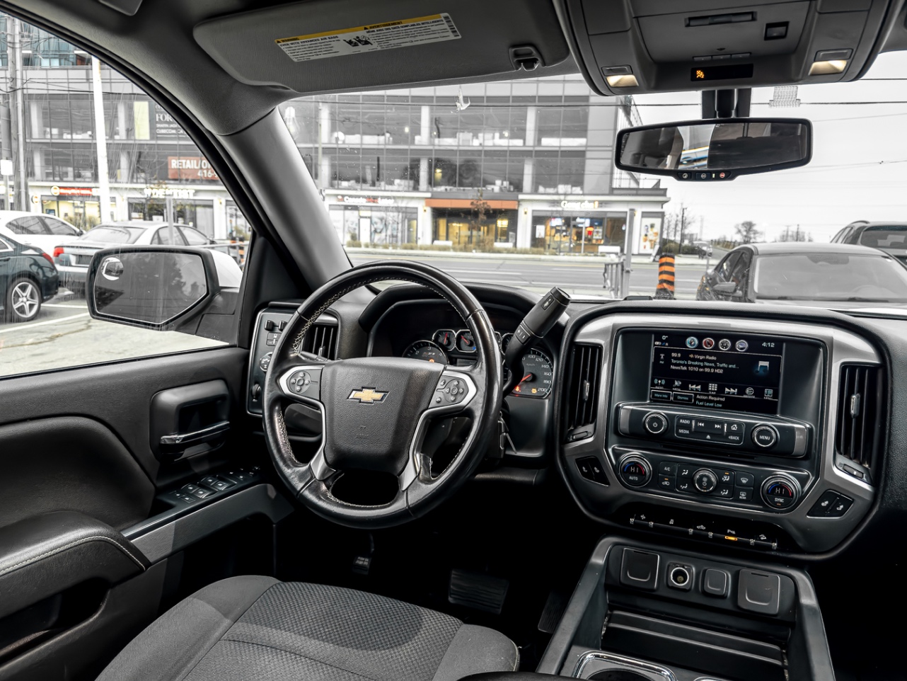 /ontarioqualitymotorsetobicoke/2018-Chevrolet-Silverado1500-5565992291030479.jpg