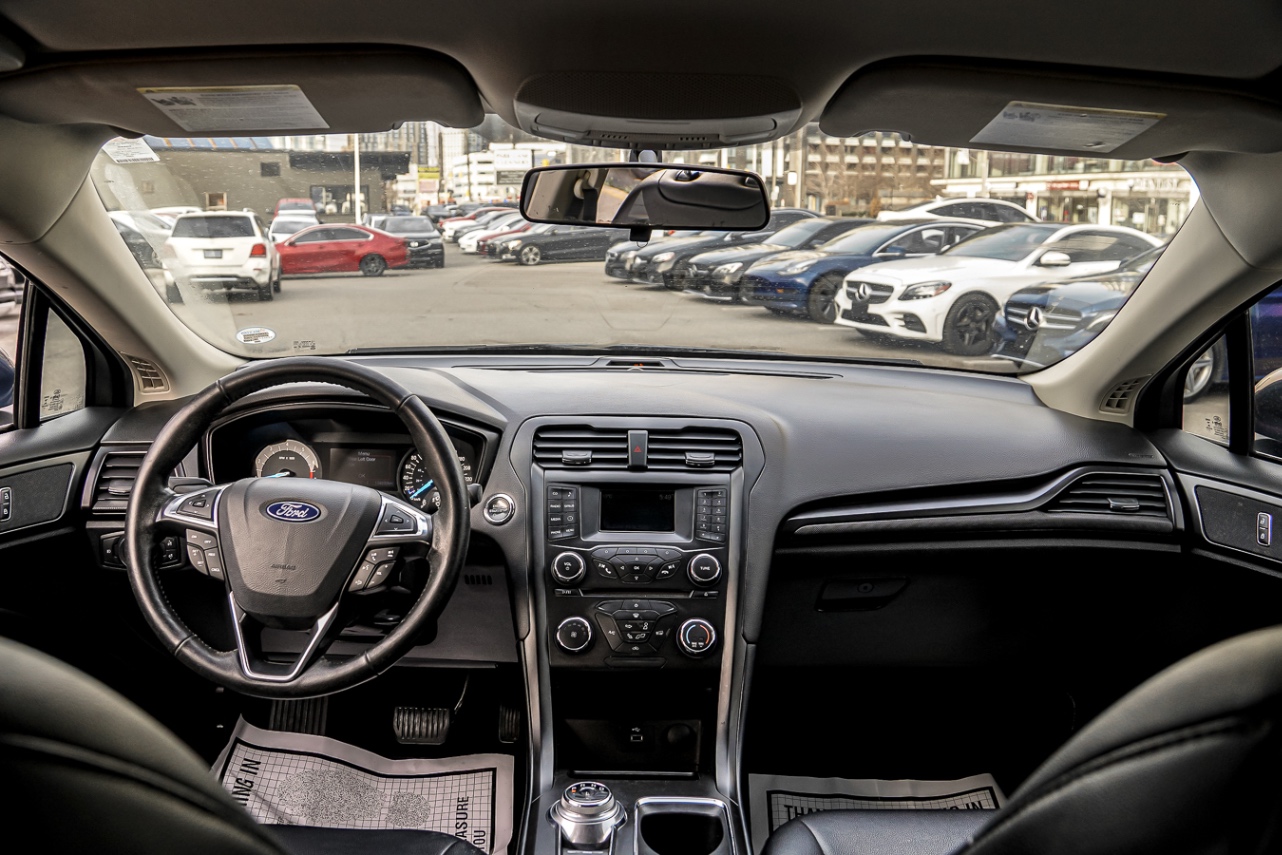 /ontarioqualitymotorsetobicoke/2018-Ford-Fusion-08201574276409995.jpg