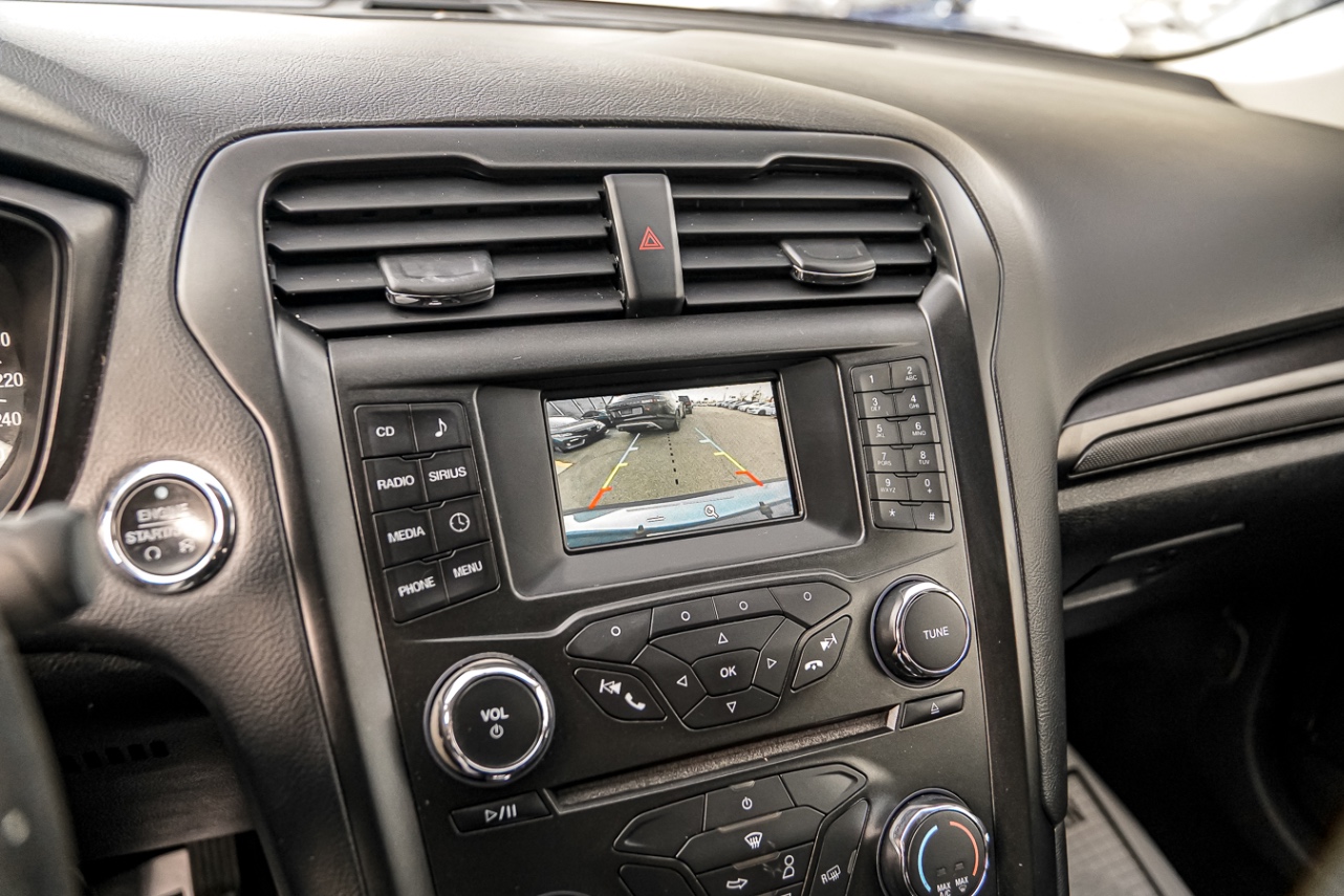 /ontarioqualitymotorsetobicoke/2018-Ford-Fusion-9077523170762969.jpg