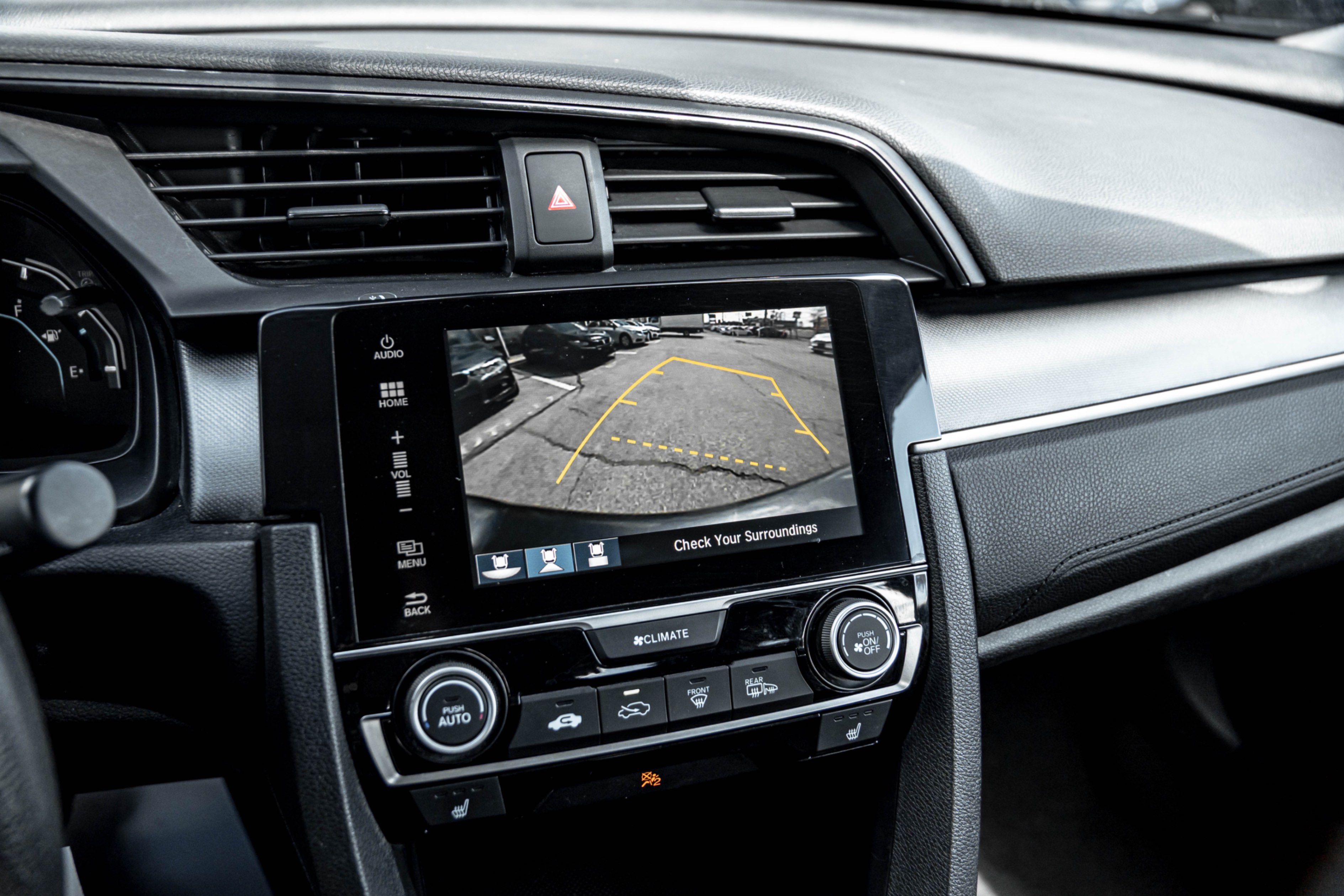 /ontarioqualitymotorsetobicoke/2018-Honda-Civic-11043030499198925.jpg