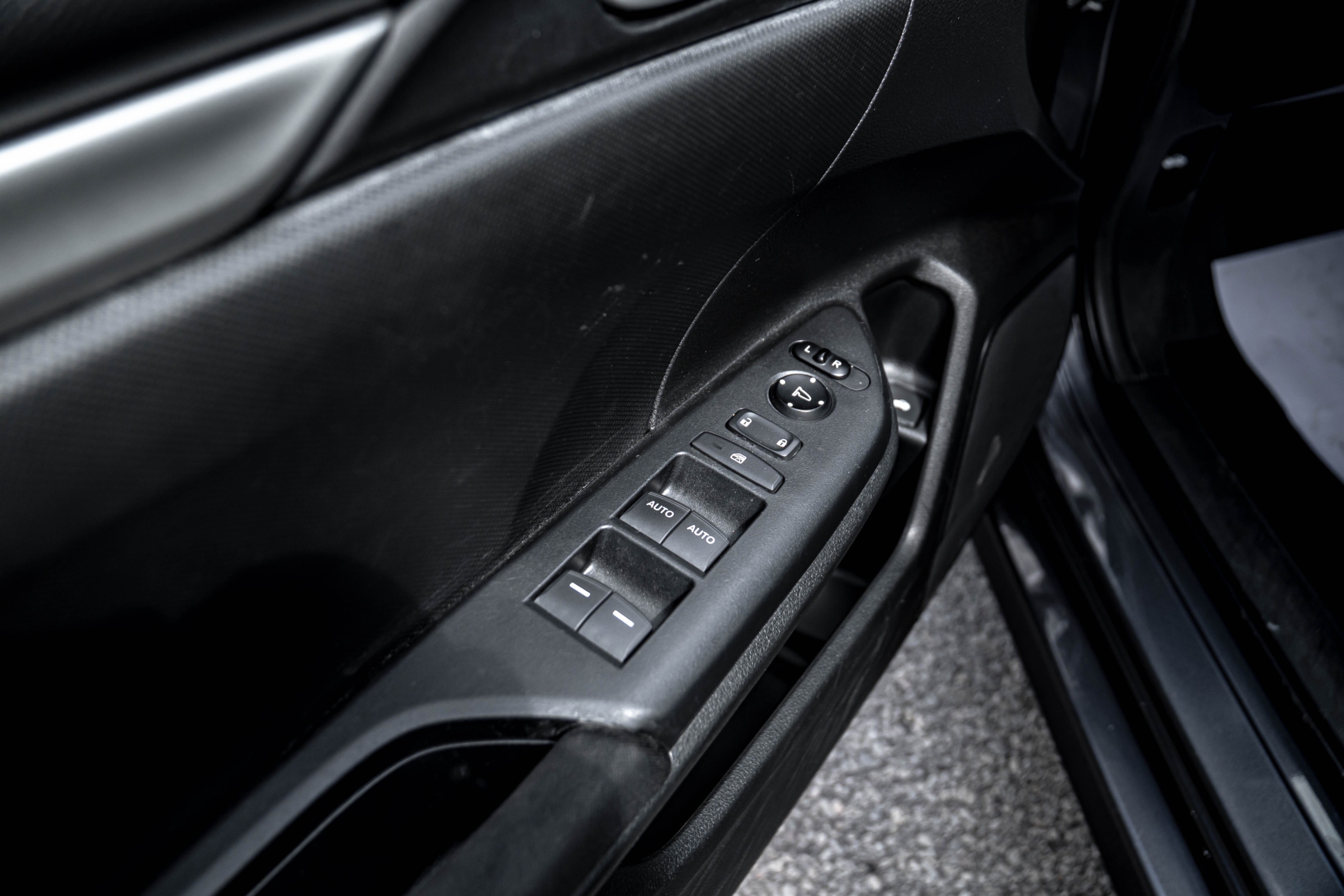 /ontarioqualitymotorsetobicoke/2018-Honda-Civic-23287984679991247.jpg
