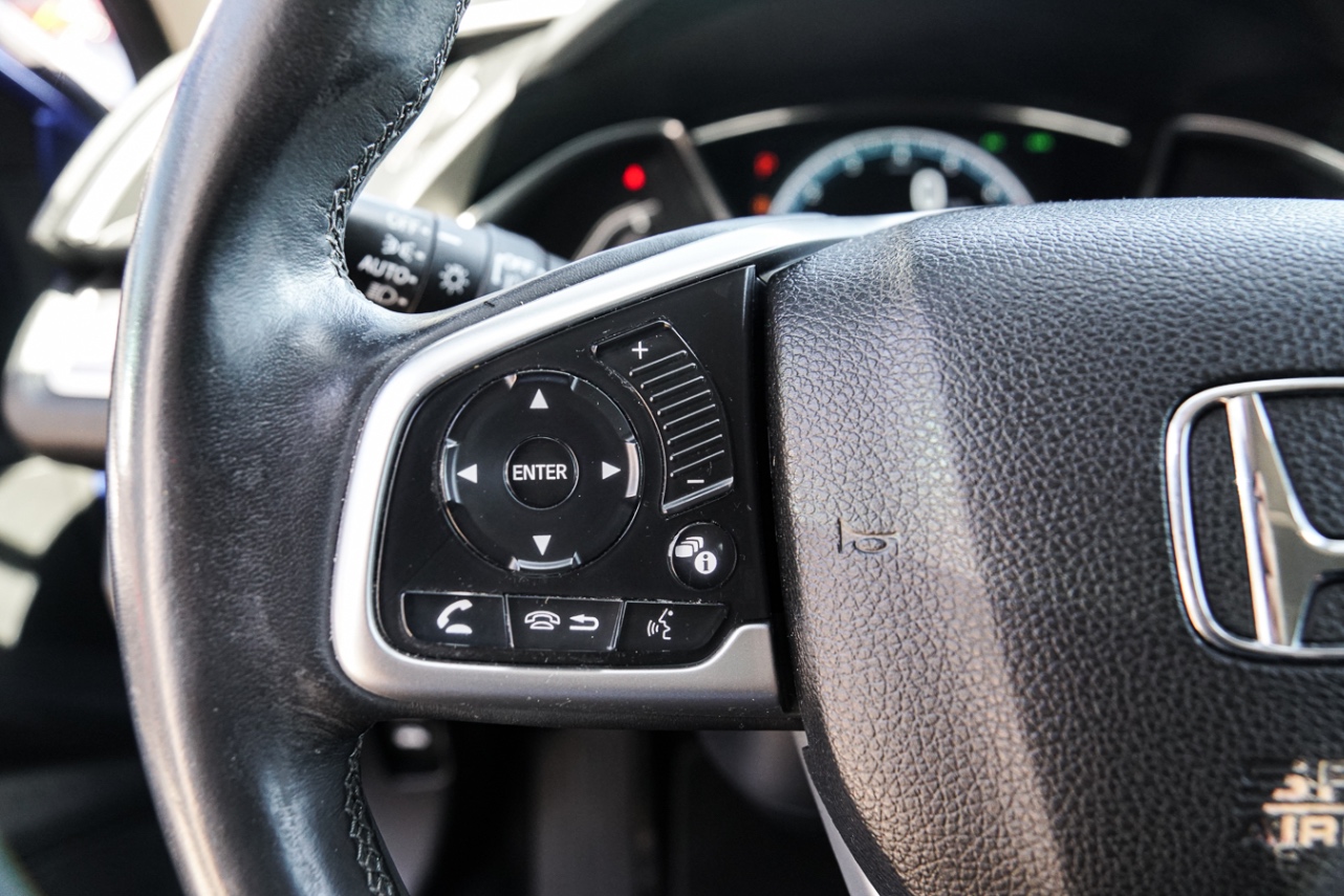 /ontarioqualitymotorsetobicoke/2018-Honda-Civic-540702304535045.jpg