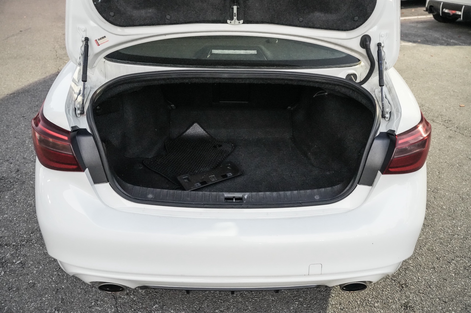 /ontarioqualitymotorsetobicoke/2018-Infiniti-Q50-6261547893006916.jpg