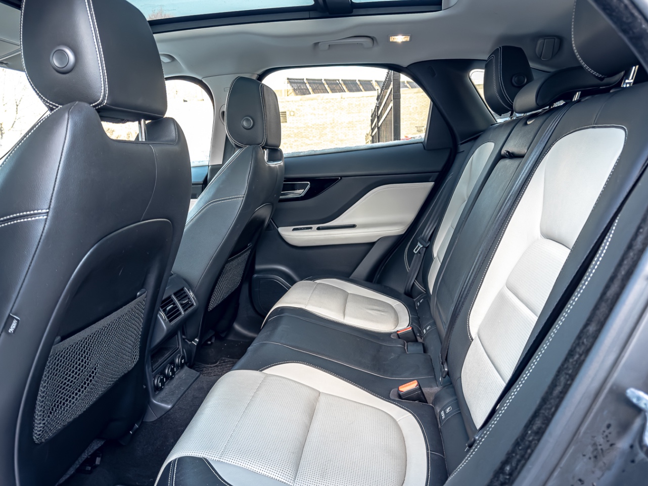 /ontarioqualitymotorsetobicoke/2018-Jaguar-F-PACE-049607738105440946.jpg