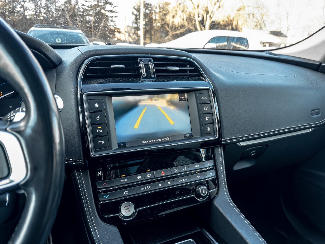 /ontarioqualitymotorsetobicoke/2018-Jaguar-F-PACE-21578787423486578.jpg
