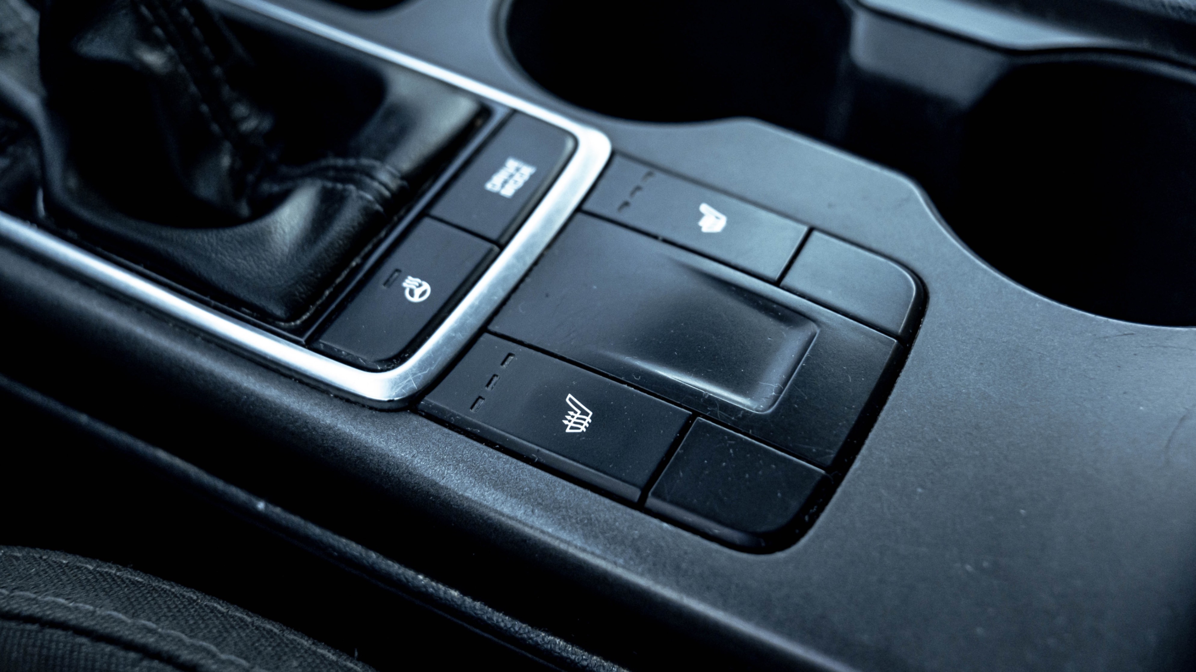 /ontarioqualitymotorsetobicoke/2018-Kia-Optima-913160642136631.jpg