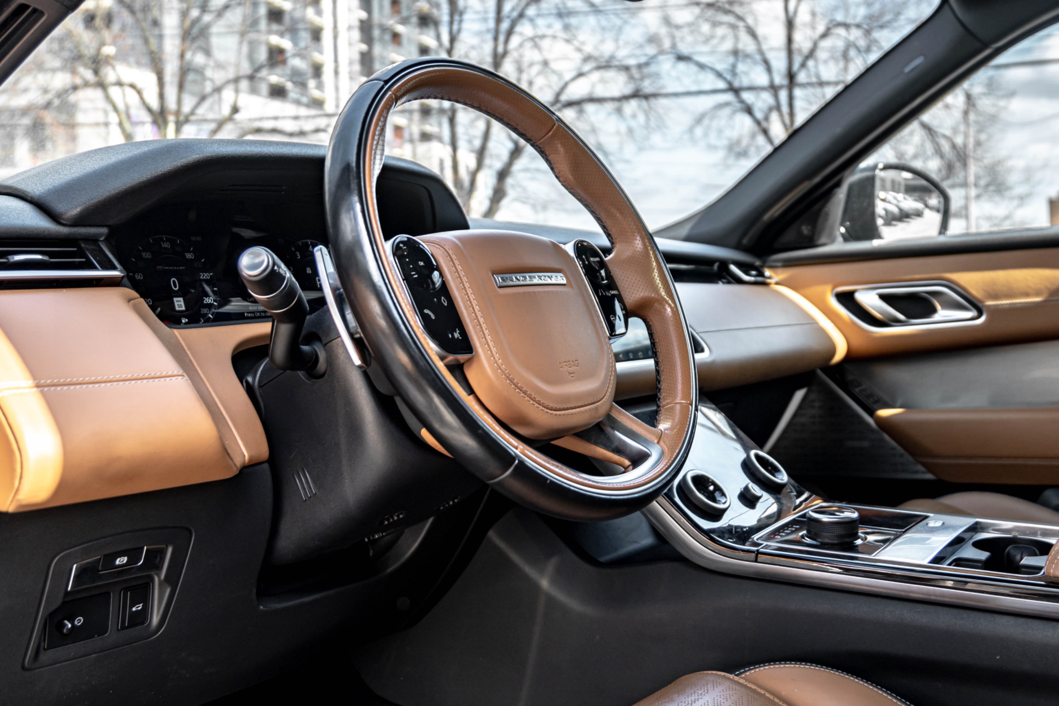 /ontarioqualitymotorsetobicoke/2018-LandRover-RangeRover-43880311380414994.jpg
