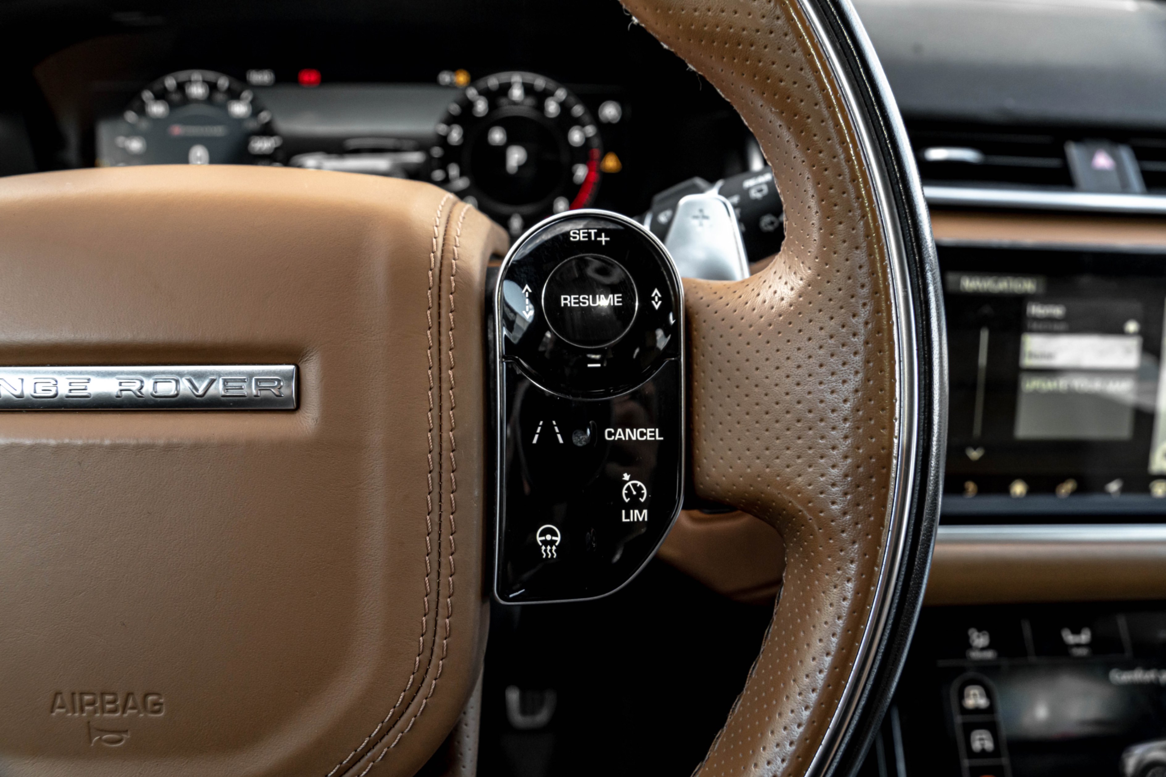 /ontarioqualitymotorsetobicoke/2018-LandRover-RangeRover-5294262960858922.jpg