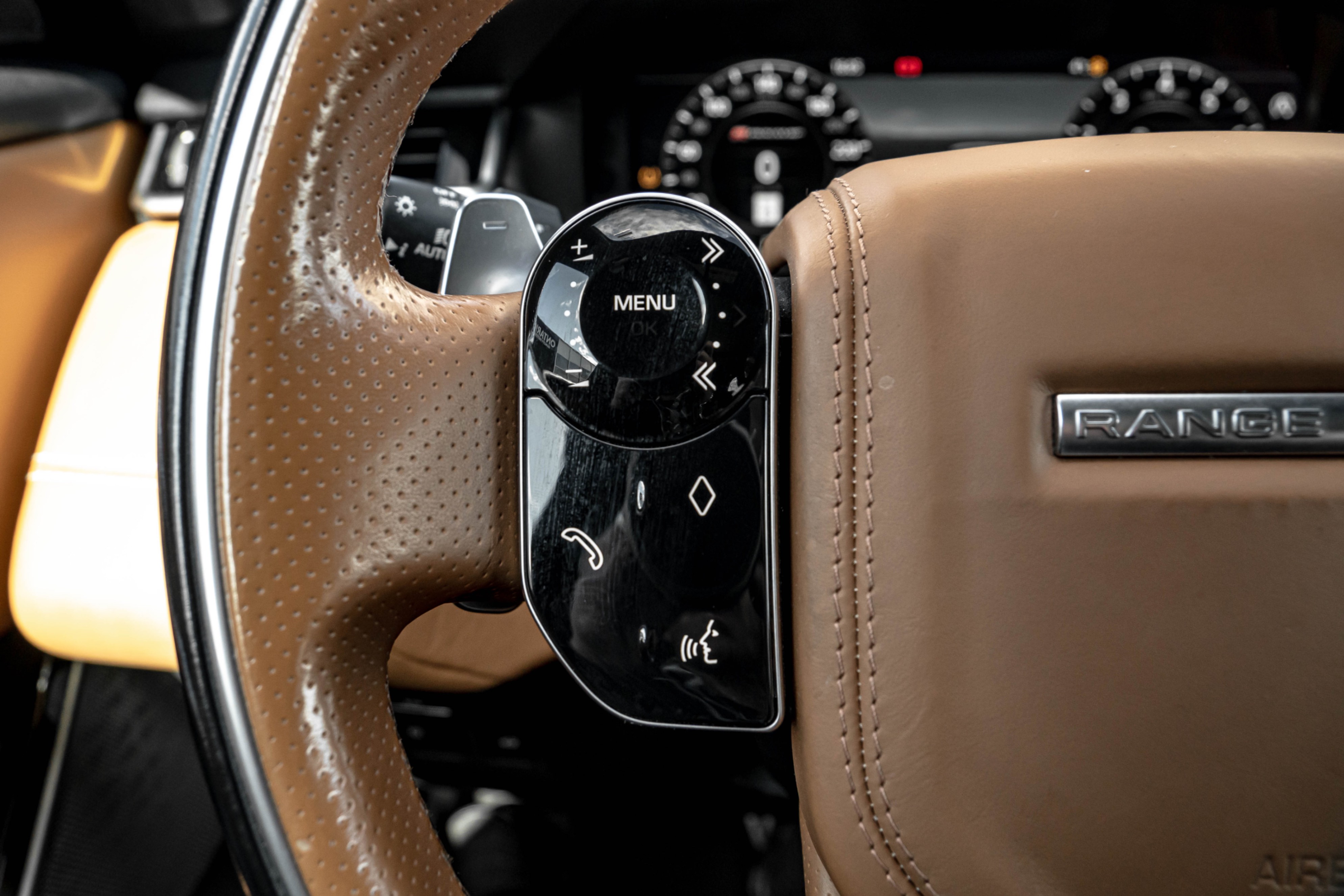/ontarioqualitymotorsetobicoke/2018-LandRover-RangeRover-7890108833650133.jpg