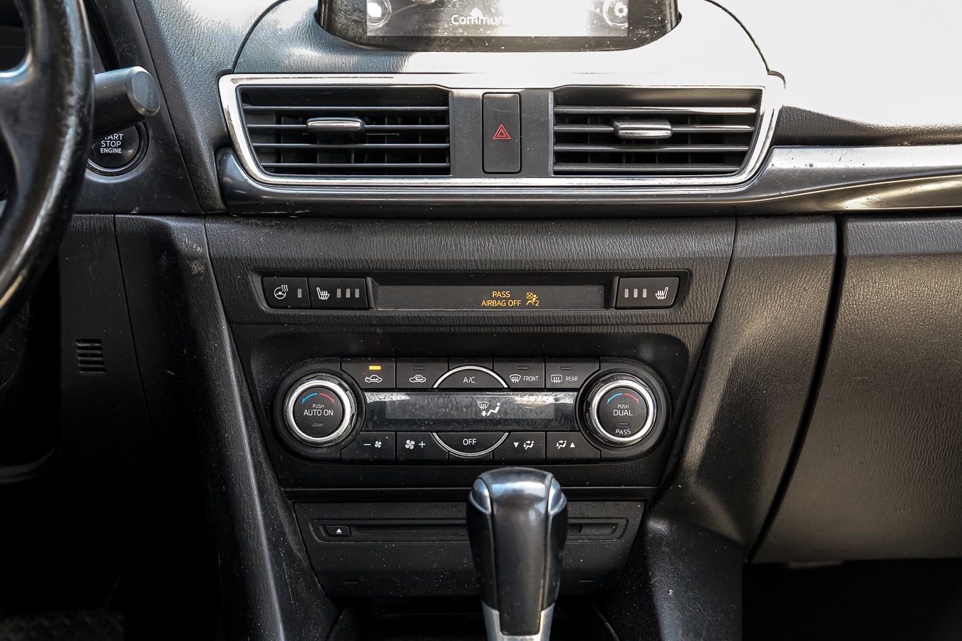/ontarioqualitymotorsetobicoke/2018-Mazda-Mazda3-3642695667887008.jpg