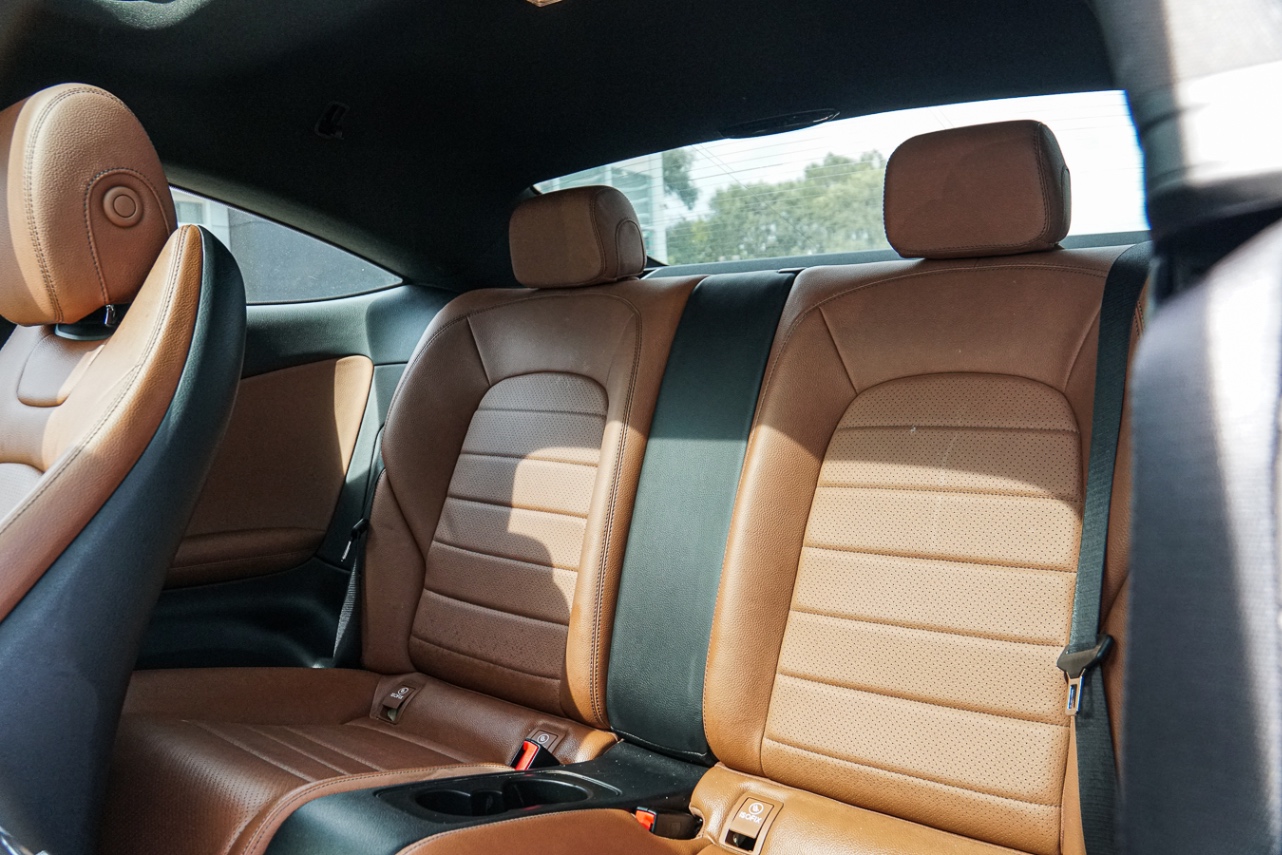 /ontarioqualitymotorsetobicoke/2018-Mercedes-Benz-C-Class-0866461144558659.jpg
