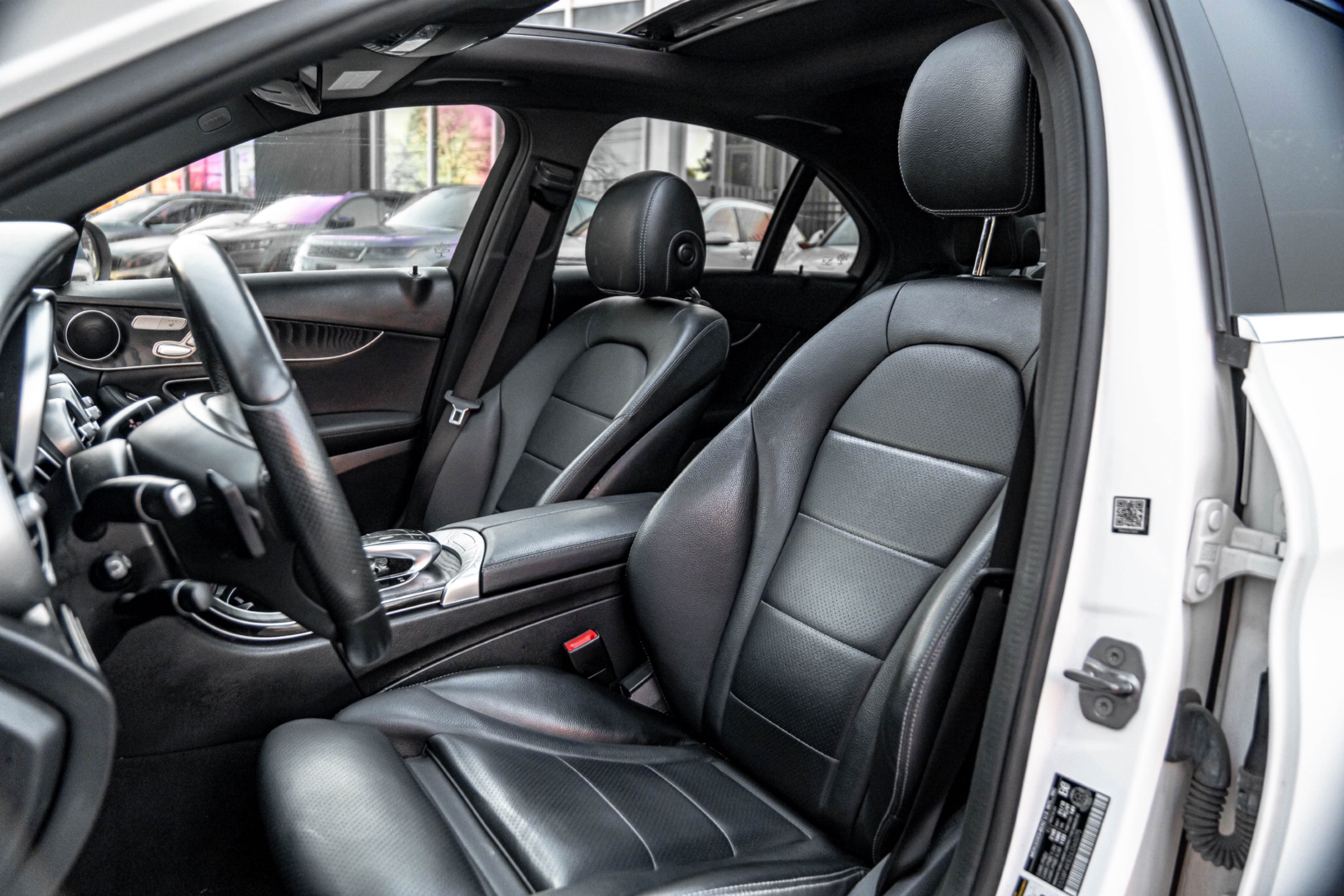 /ontarioqualitymotorsetobicoke/2018-Mercedes-Benz-C-Class-1533209582296251.jpg