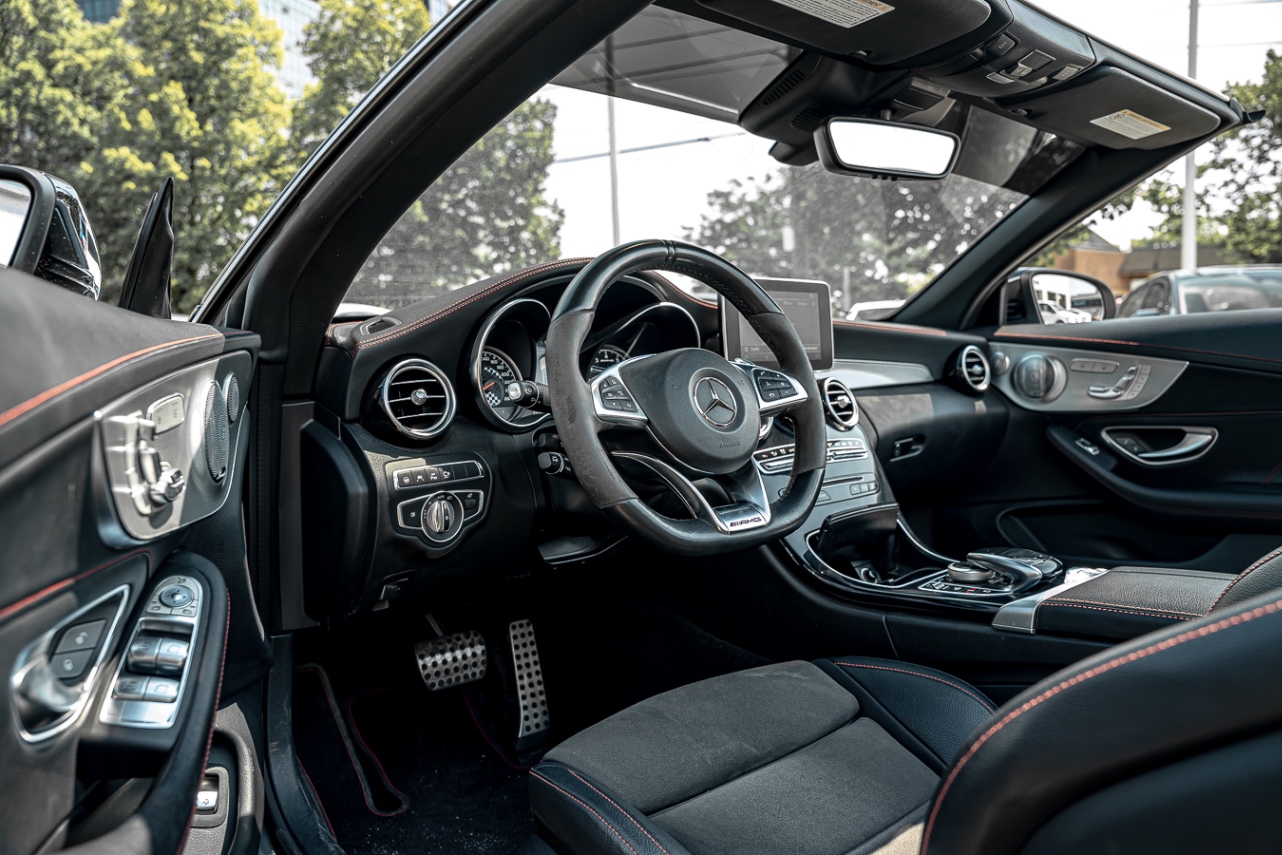/ontarioqualitymotorsetobicoke/2018-Mercedes-Benz-C-Class-3147505927140255.jpg