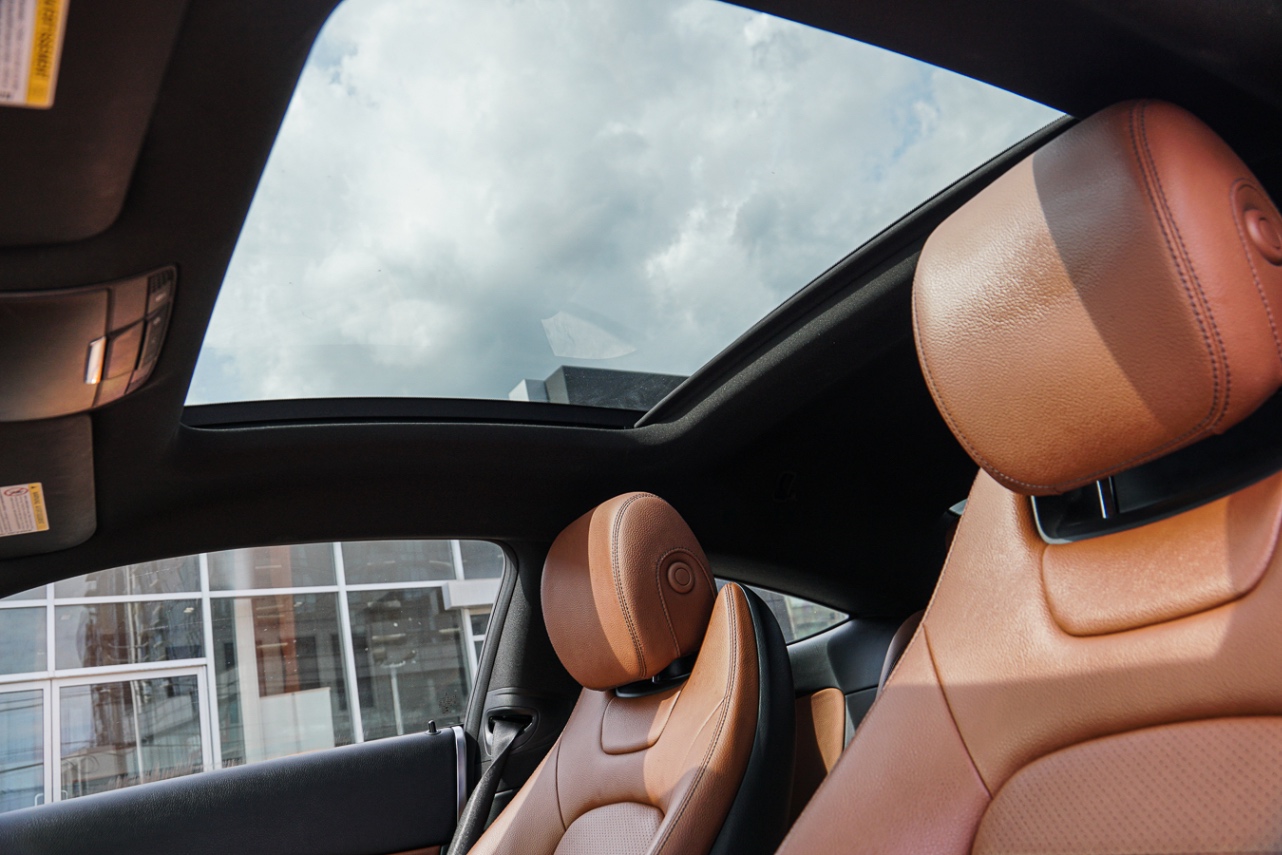 /ontarioqualitymotorsetobicoke/2018-Mercedes-Benz-C-Class-37028196166398275.jpg