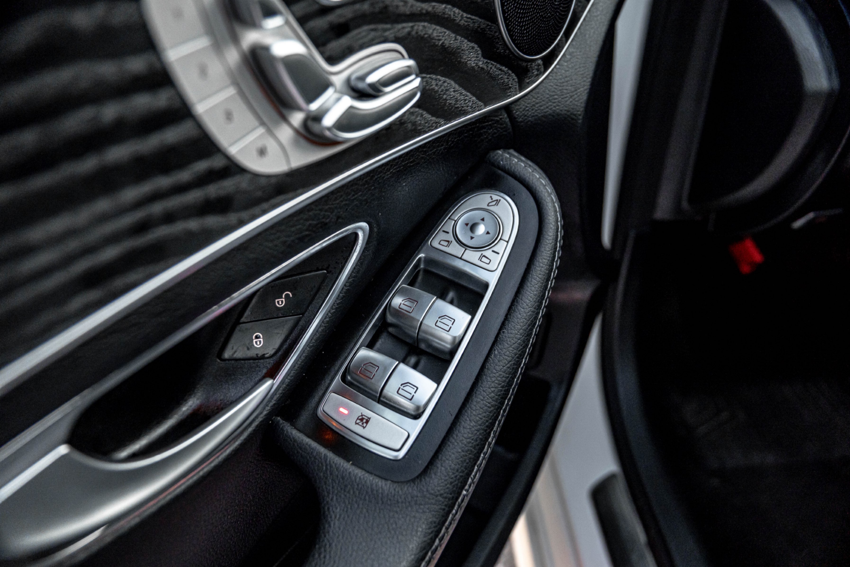/ontarioqualitymotorsetobicoke/2018-Mercedes-Benz-C-Class-9651248259426675.jpg