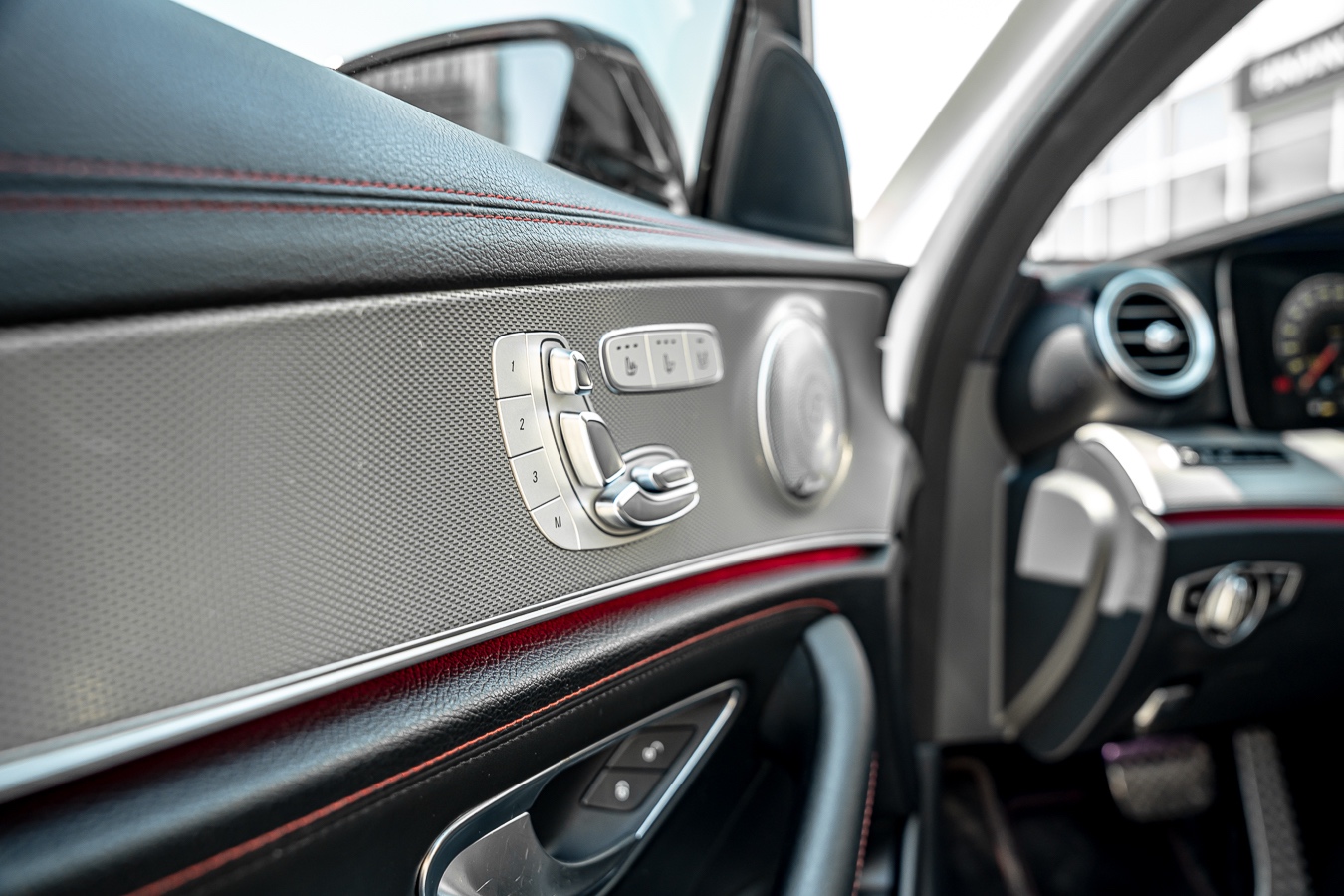 /ontarioqualitymotorsetobicoke/2018-Mercedes-Benz-E-Class-4357907249285413.jpg
