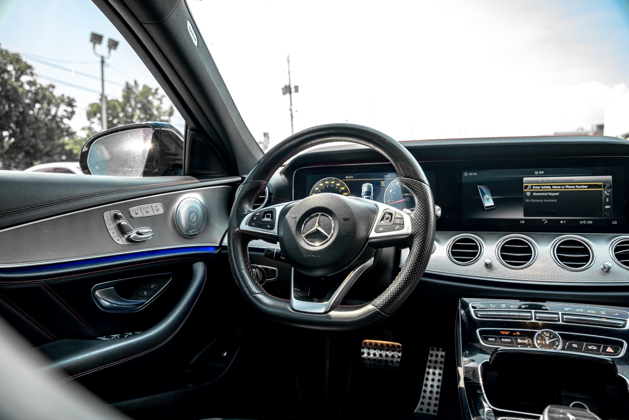 /ontarioqualitymotorsetobicoke/2018-Mercedes-Benz-E-Class-9611597738811775.jpg