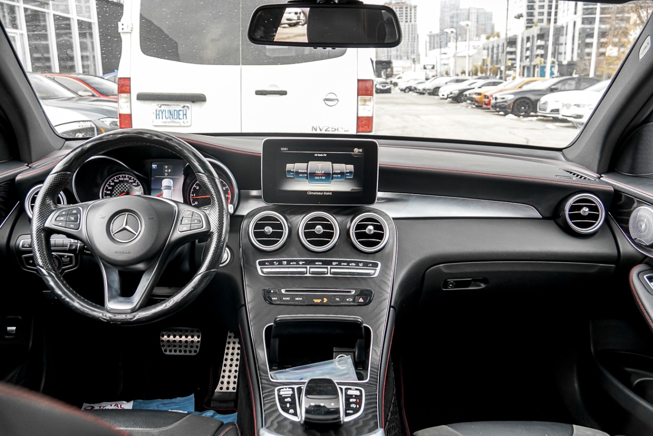 /ontarioqualitymotorsetobicoke/2018-Mercedes-Benz-GLC-class-5037935140848695.jpg