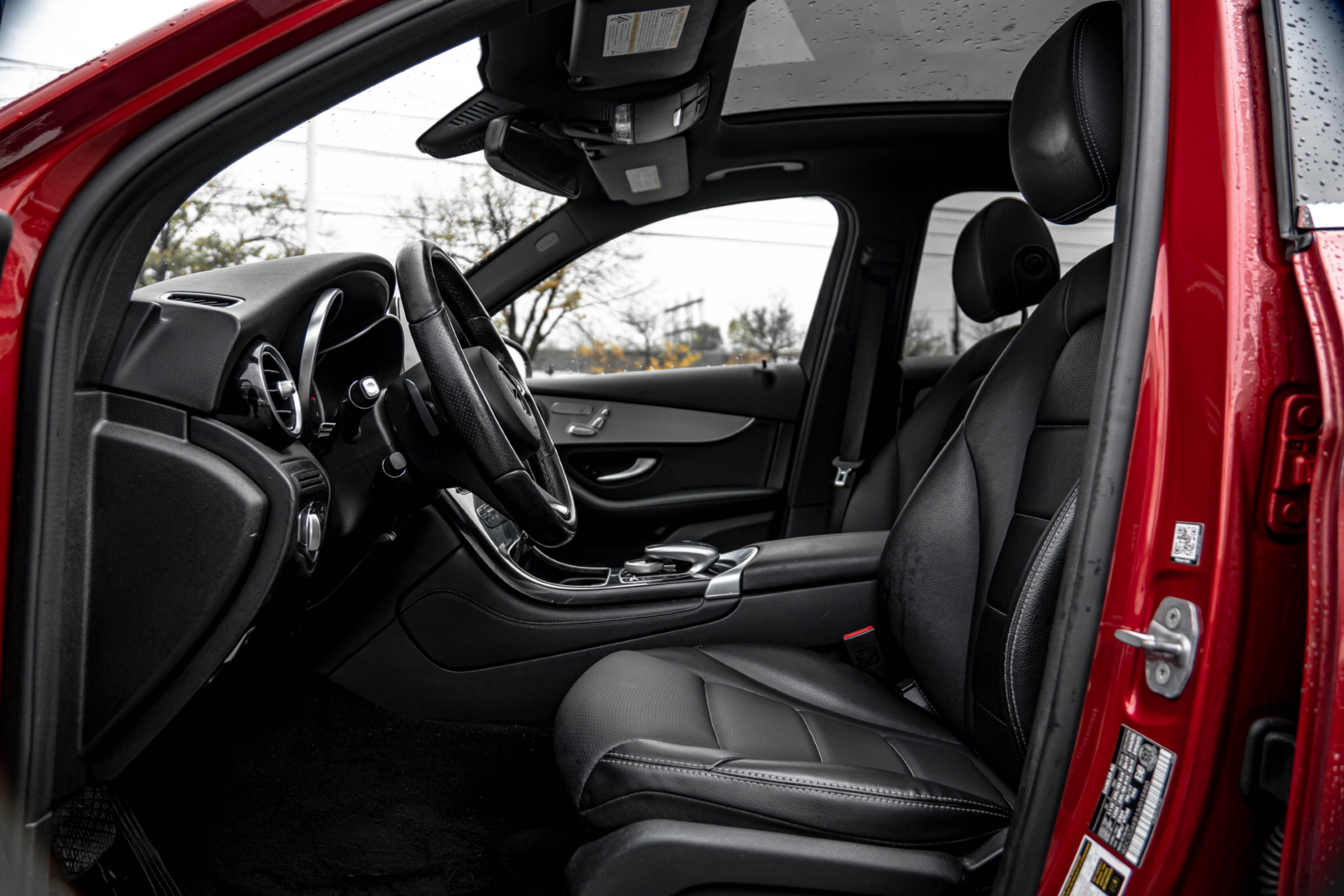 /ontarioqualitymotorsetobicoke/2018-Mercedes-Benz-GLC-class-7711258021258527.jpg