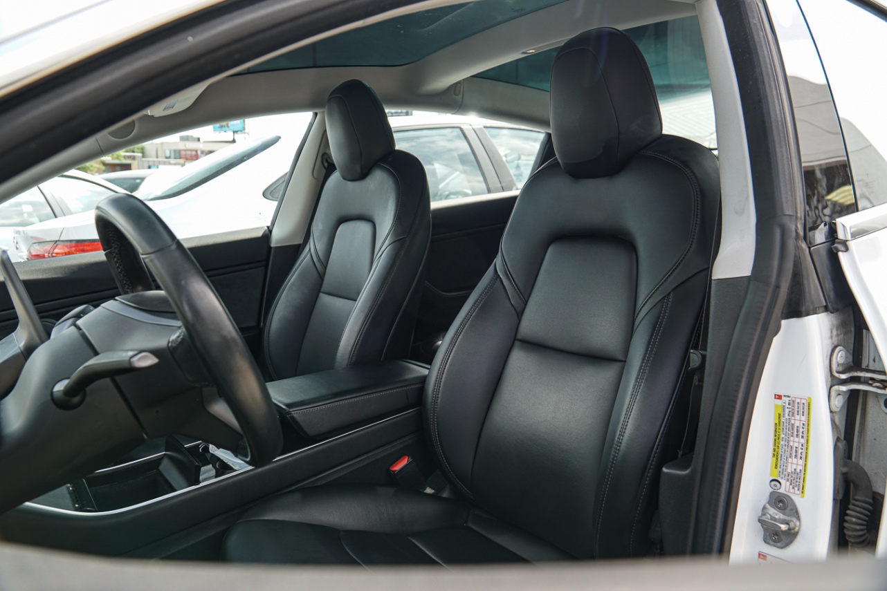 /ontarioqualitymotorsetobicoke/2018-Tesla-Model3-5050148306281677.jpg