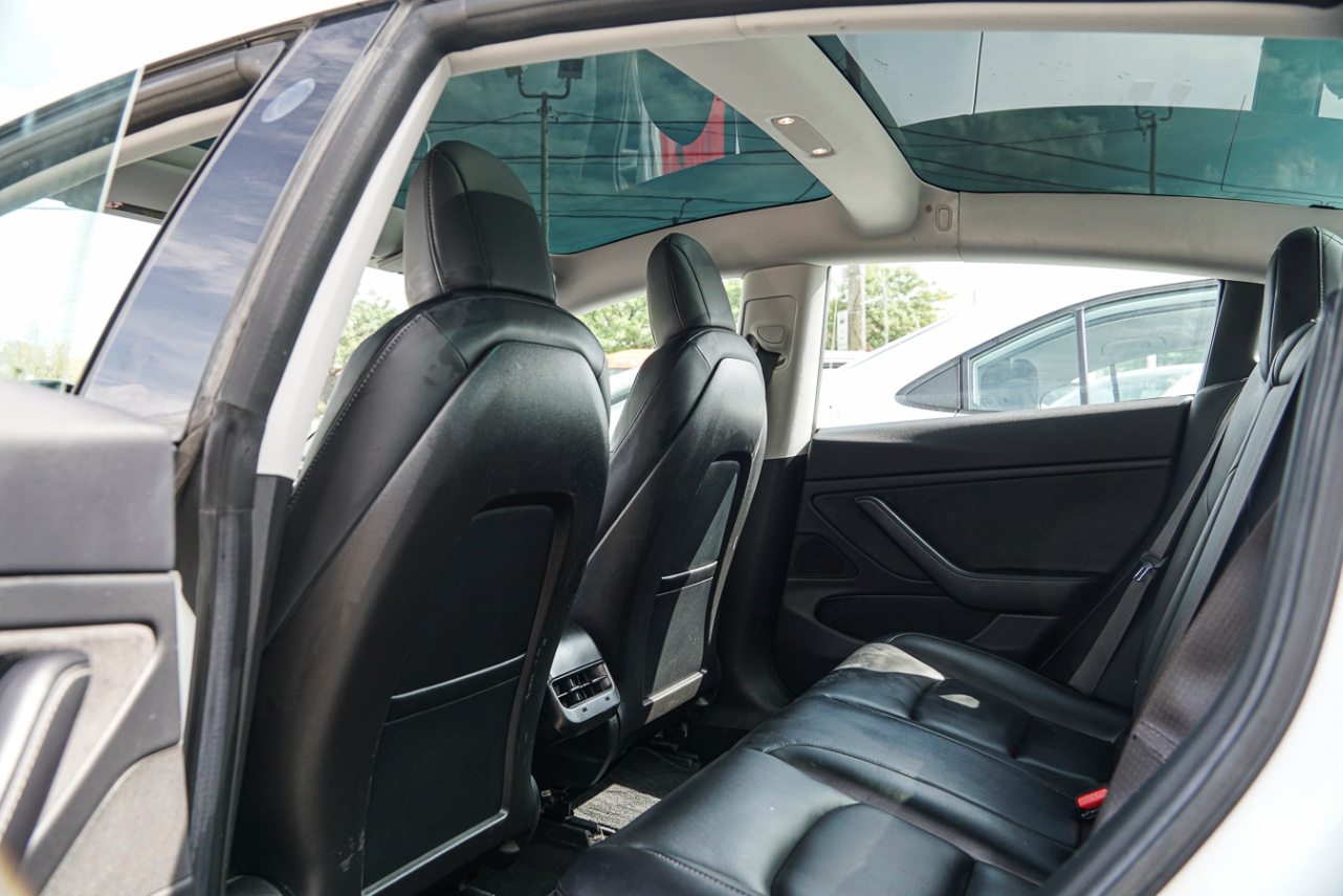/ontarioqualitymotorsetobicoke/2018-Tesla-Model3-8792418601779282.jpg