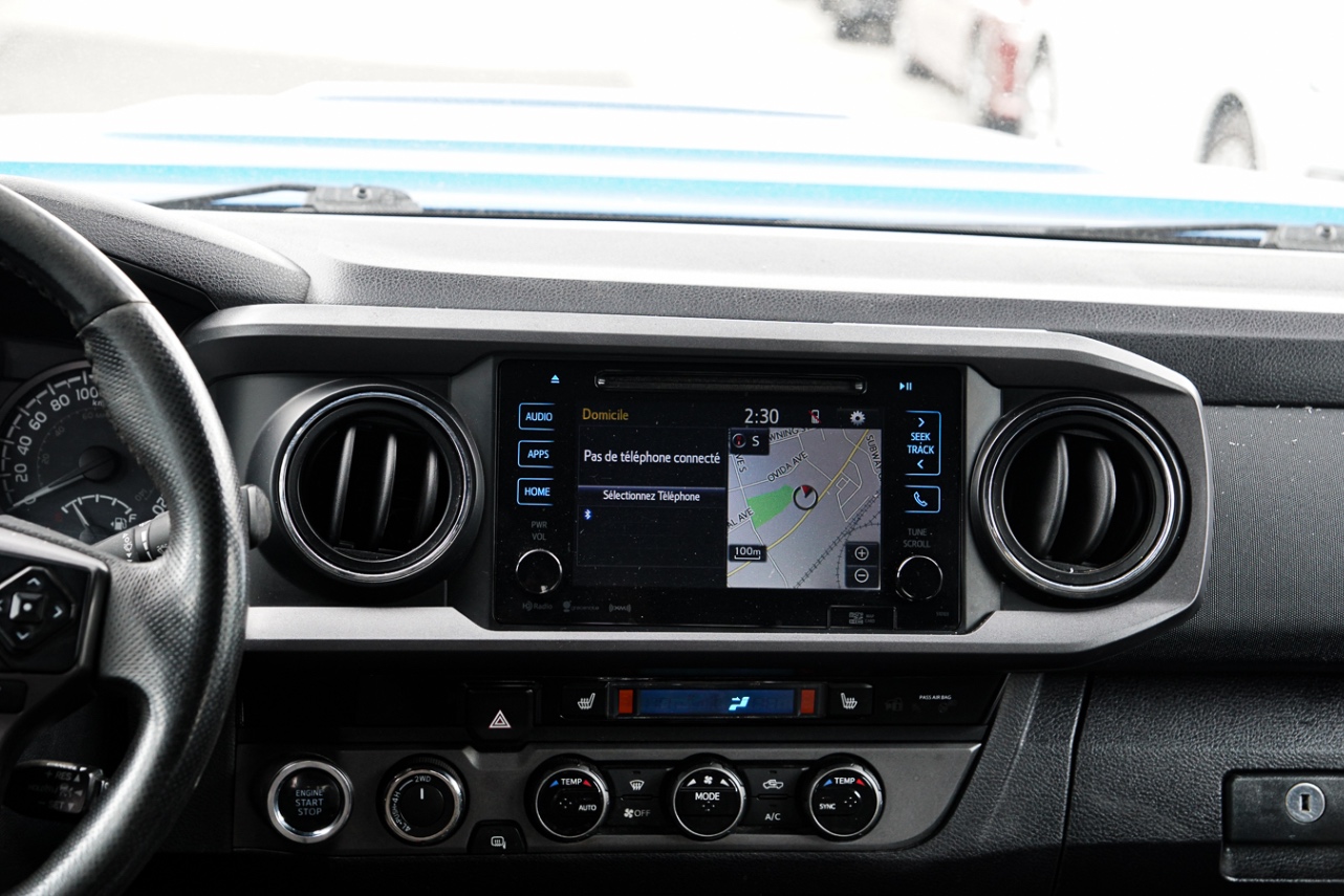 /ontarioqualitymotorsetobicoke/2018-Toyota-Tacoma-1367890875533826.jpg