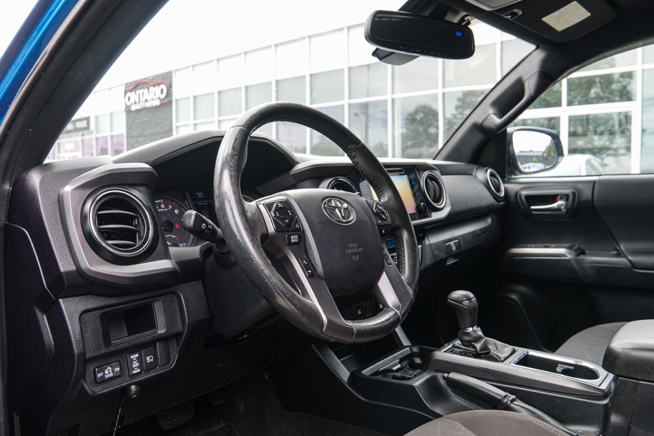 /ontarioqualitymotorsetobicoke/2018-Toyota-Tacoma-1506202186385539.jpg