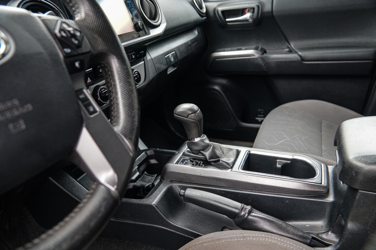 /ontarioqualitymotorsetobicoke/2018-Toyota-Tacoma-5142561371464323.jpg