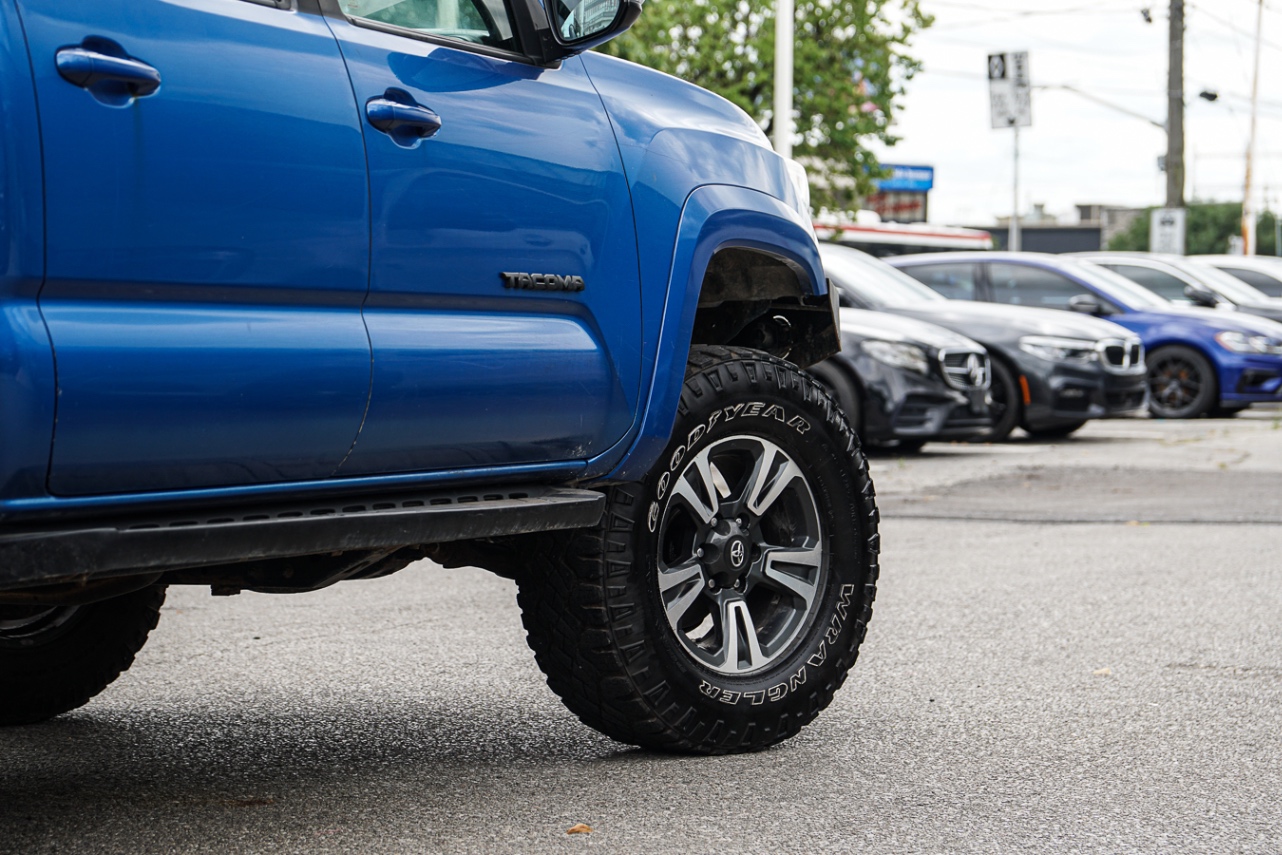/ontarioqualitymotorsetobicoke/2018-Toyota-Tacoma-9813314259153116.jpg
