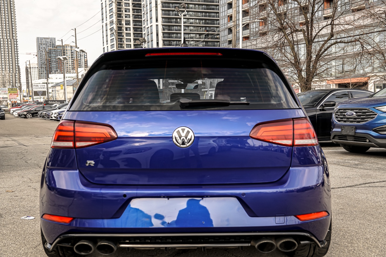 /ontarioqualitymotorsetobicoke/2018-Volkswagen-GolfR-37463659409094663.jpg