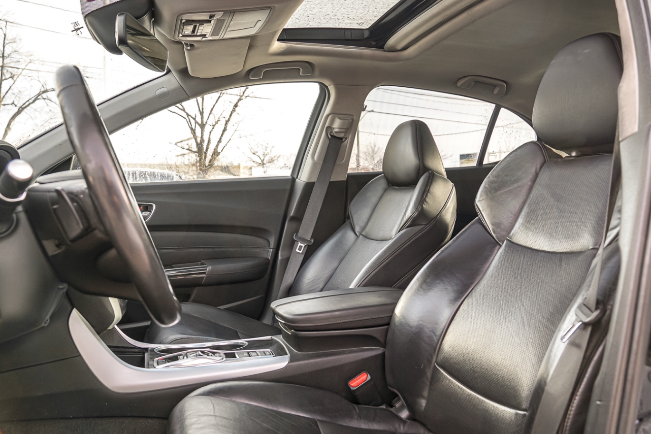 /ontarioqualitymotorsetobicoke/2019-Acura-TLX-8423418055165177.jpg