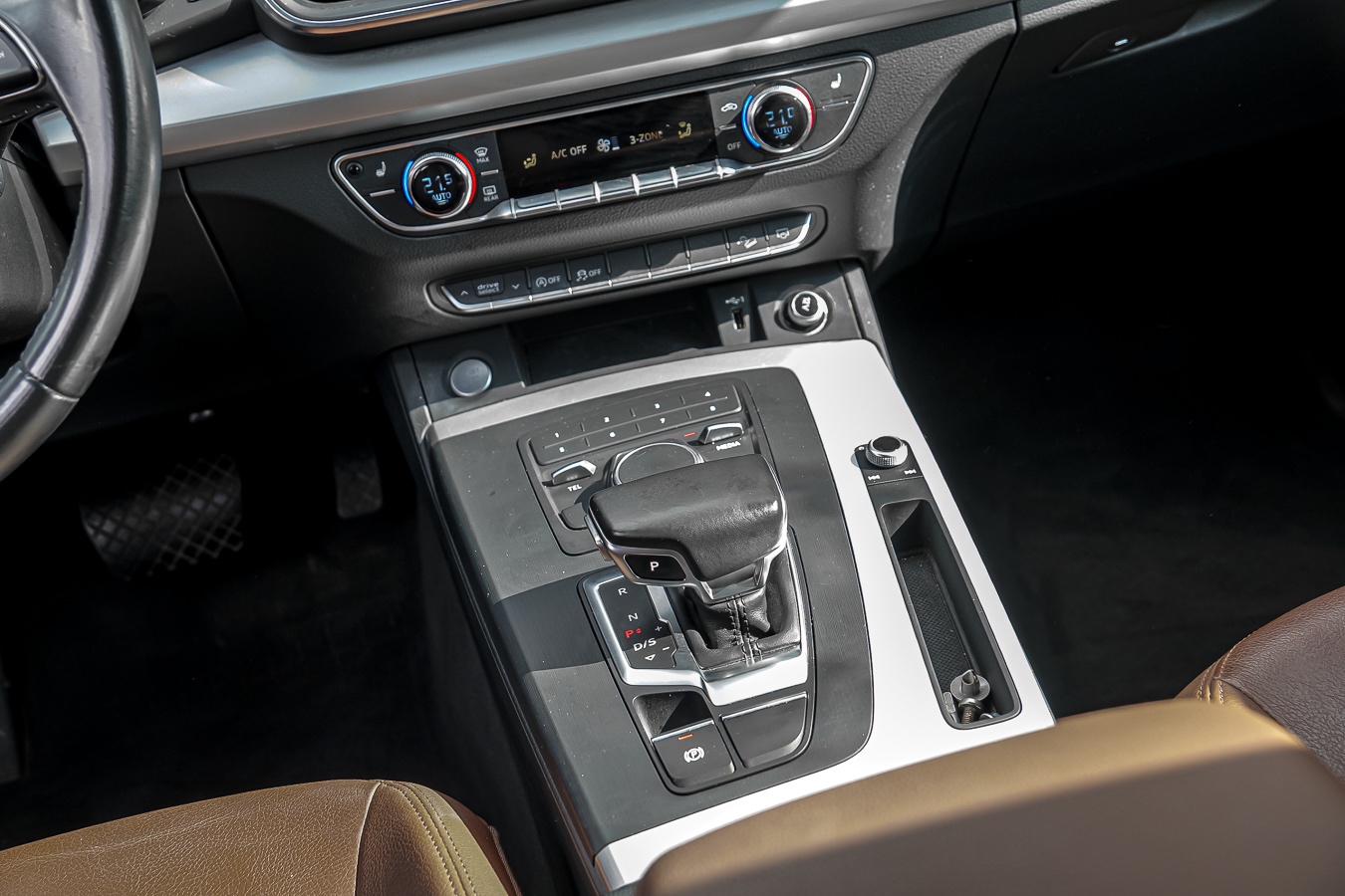 /ontarioqualitymotorsetobicoke/2019-Audi-Q5-1815261215424151.jpg