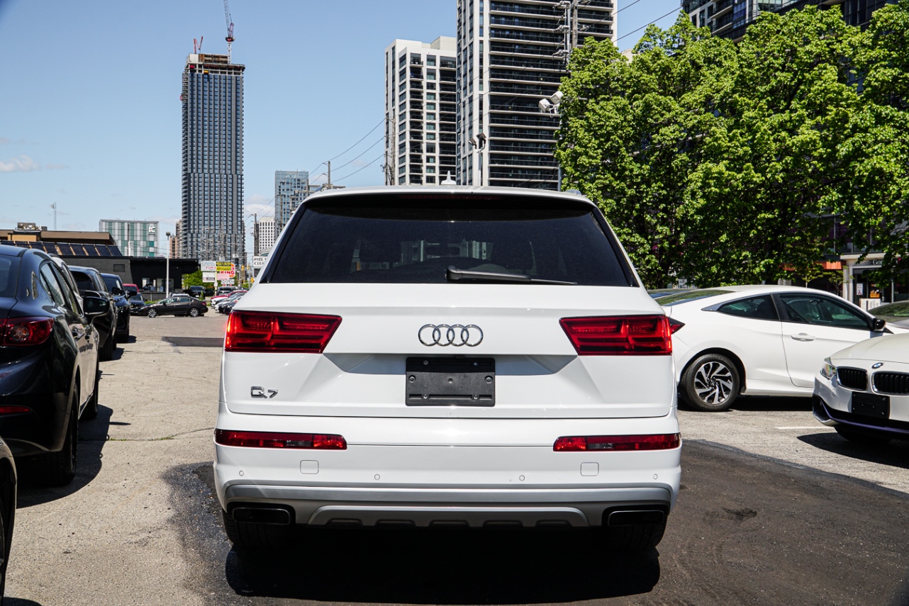 /ontarioqualitymotorsetobicoke/2019-Audi-Q7-13990217674192906.jpg