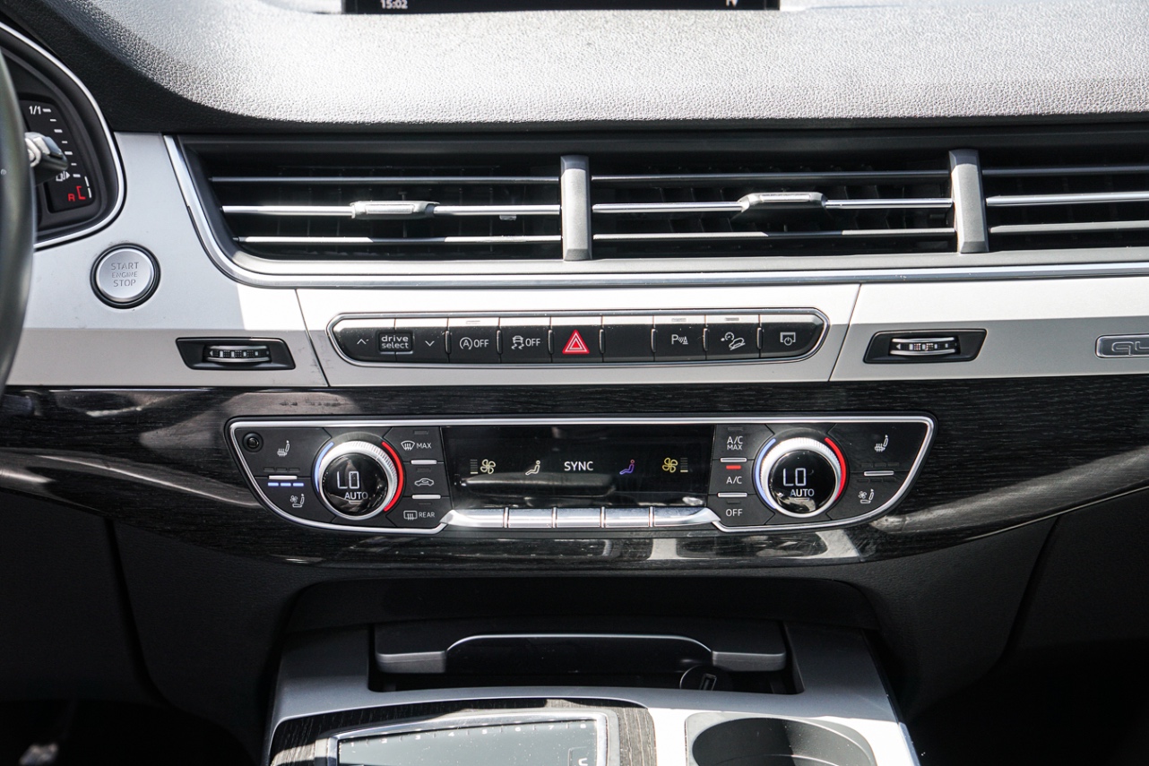 /ontarioqualitymotorsetobicoke/2019-Audi-Q7-16615662371260687.jpg