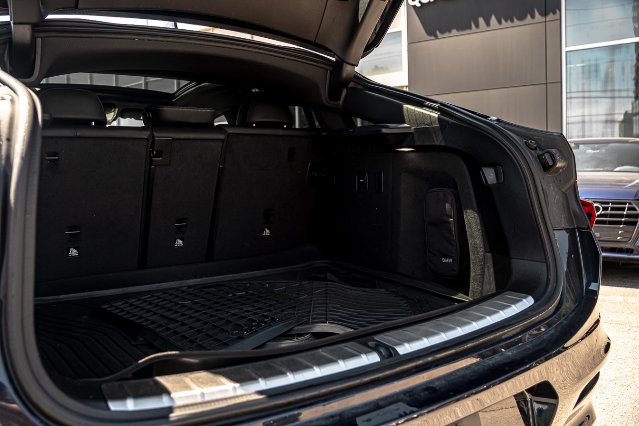 /ontarioqualitymotorsetobicoke/2019-BMW-X4-40632277879897205.jpg